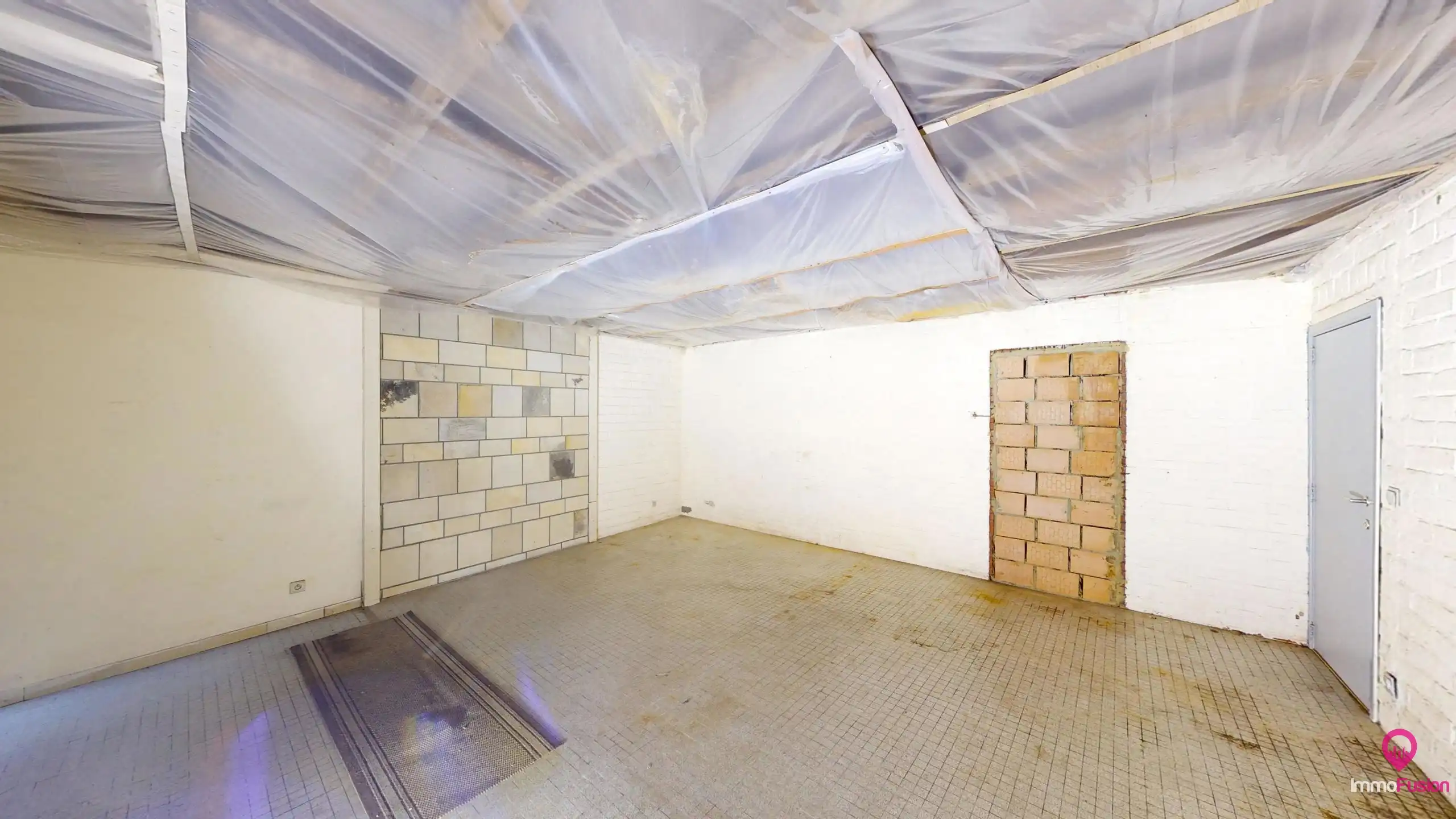 Strategisch gelegen woon-werkpand met ruime studio! foto 33