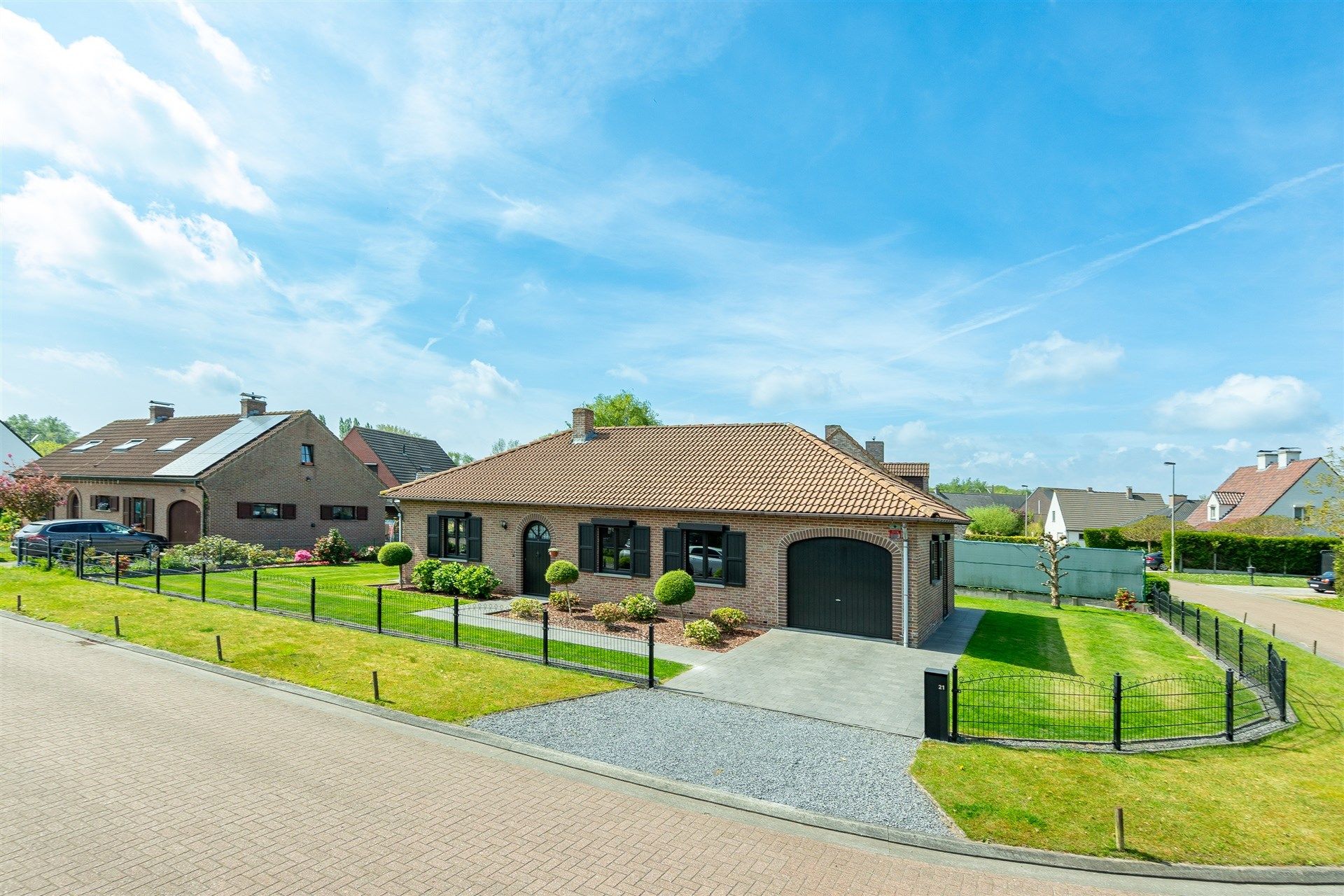 Prachtig gelegen bungalow in mooie, rustige buurt foto 2