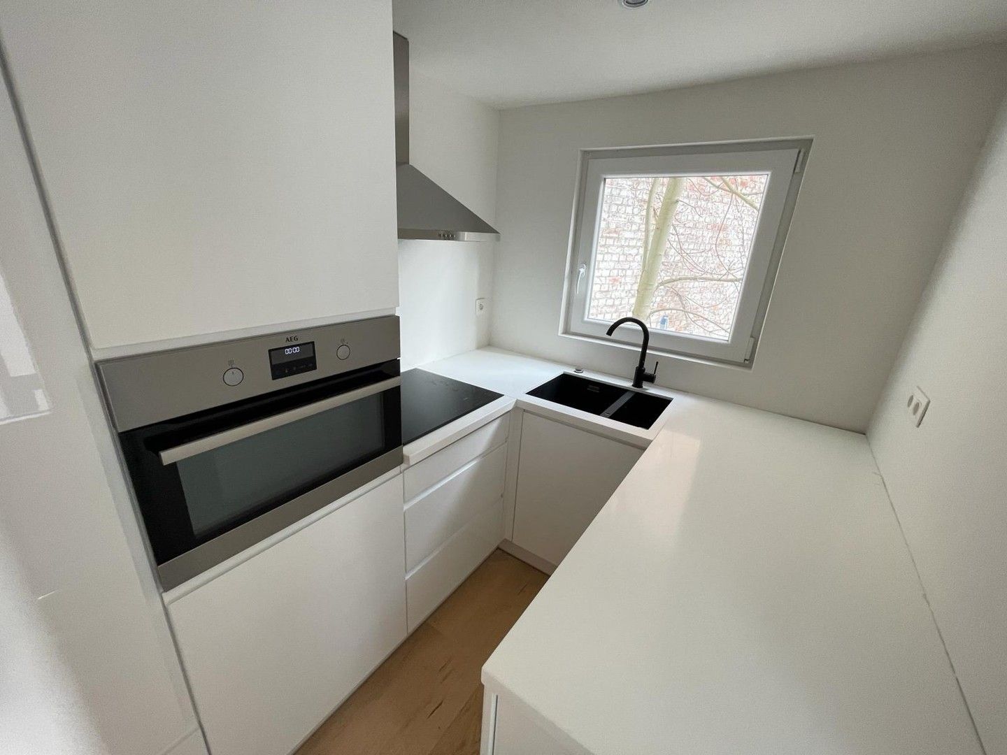 VERHUURD APPARTEMENT foto 5