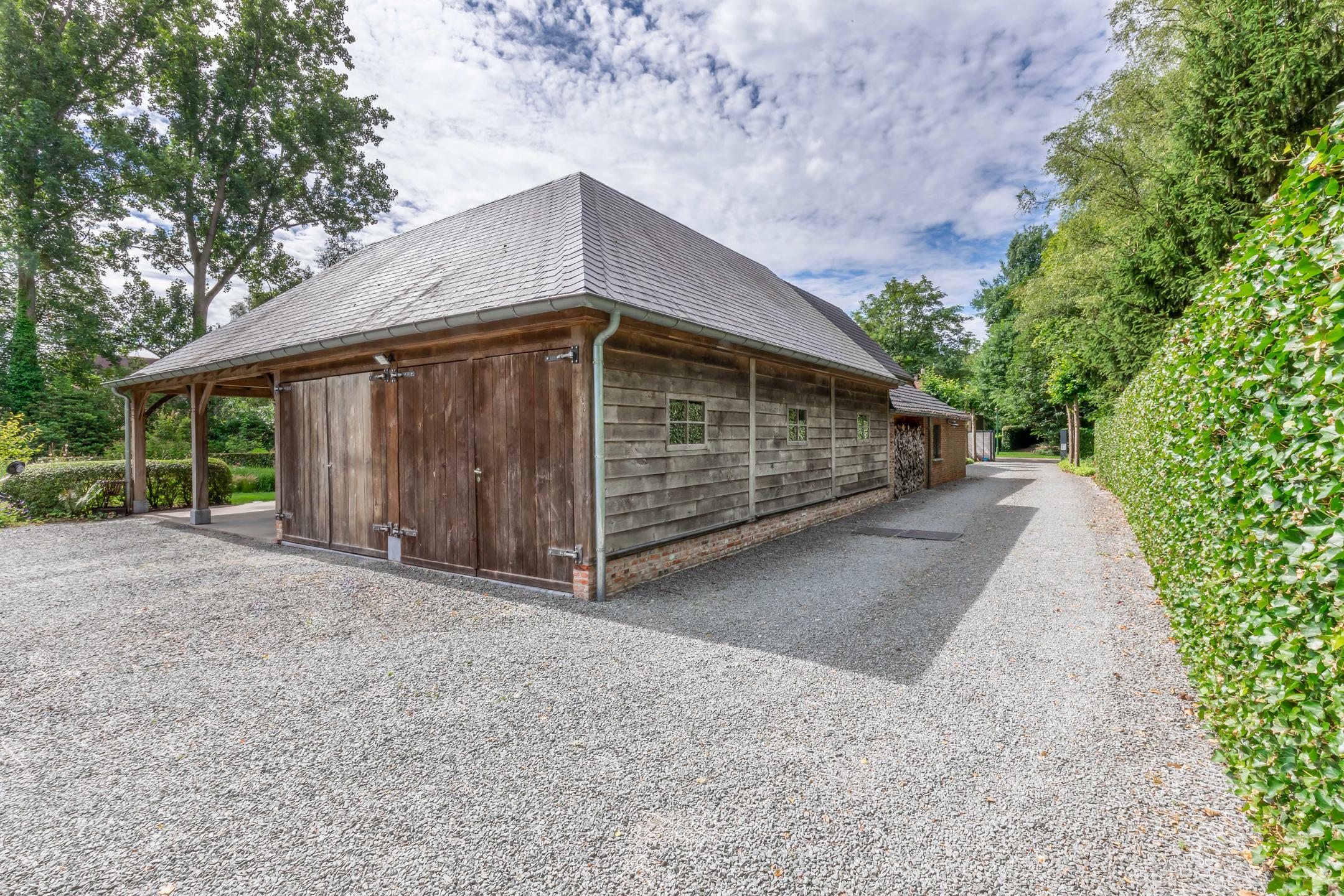 Prachtig perceel van 3348m2 met magnifieke tuin. foto 46