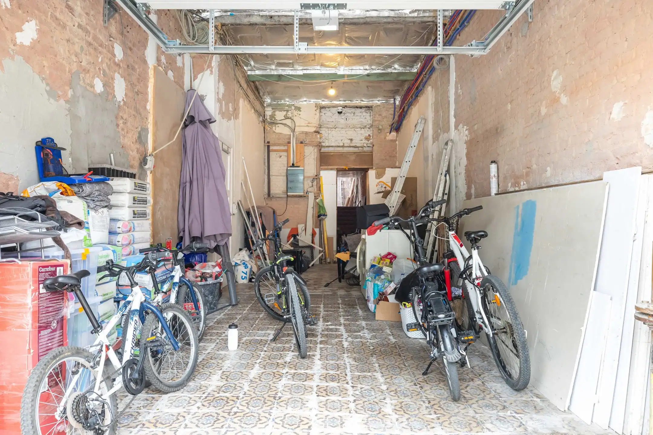 Woning van ± 150 m² met atelier/opslagruimte van ± 100 m² foto 20