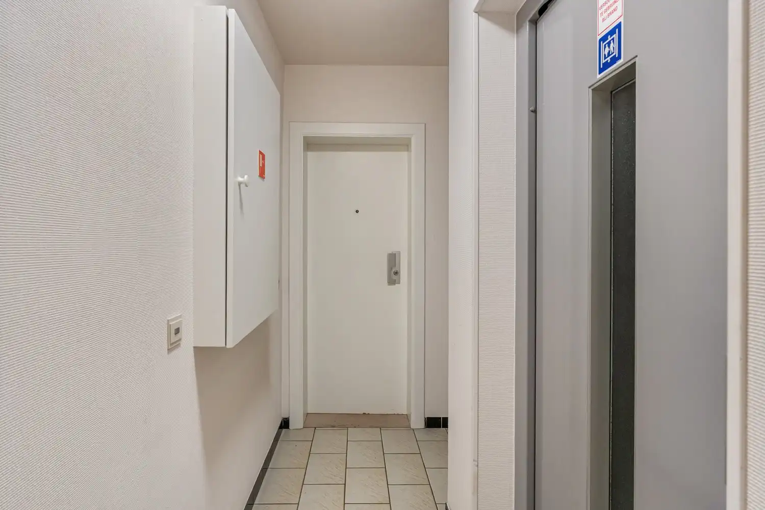 Gunstig gelegen appartement met 2 slaapkamers en 2 autostaanplaatsen foto 15