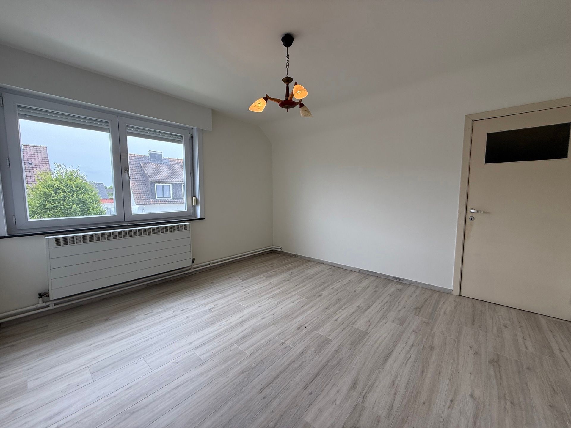 SCHELLEBELLE - OB in rustige wijk. foto 8