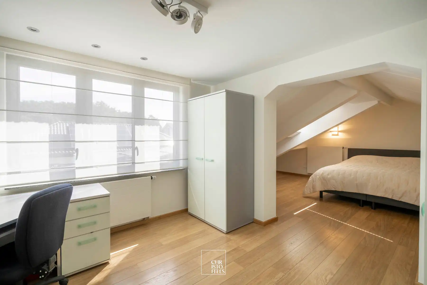 Exclusieve villa (511m²) met buitenzwembad, wellnessruimte en paardenaccommodatie in Lanaken foto 15