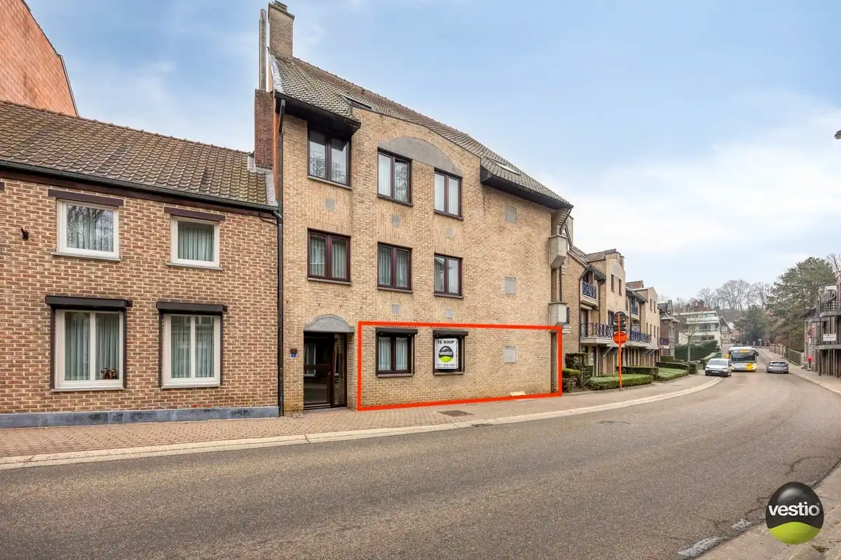 APP OP GL MET 3 SLK IN BILZEN CENTRUM foto 2