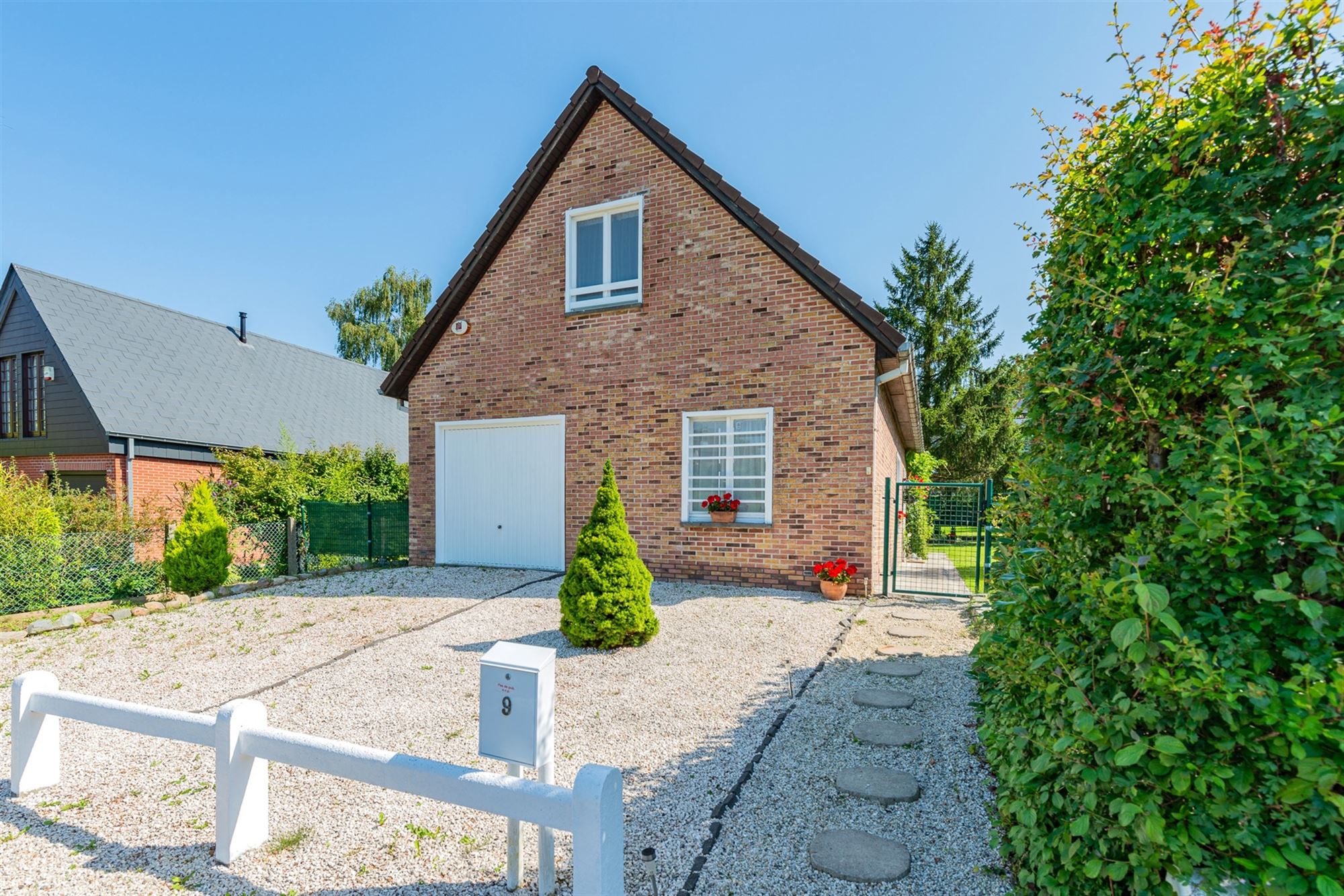 Volledig gerenoveerde woning op een ruim perceel van 6a84ca foto 30