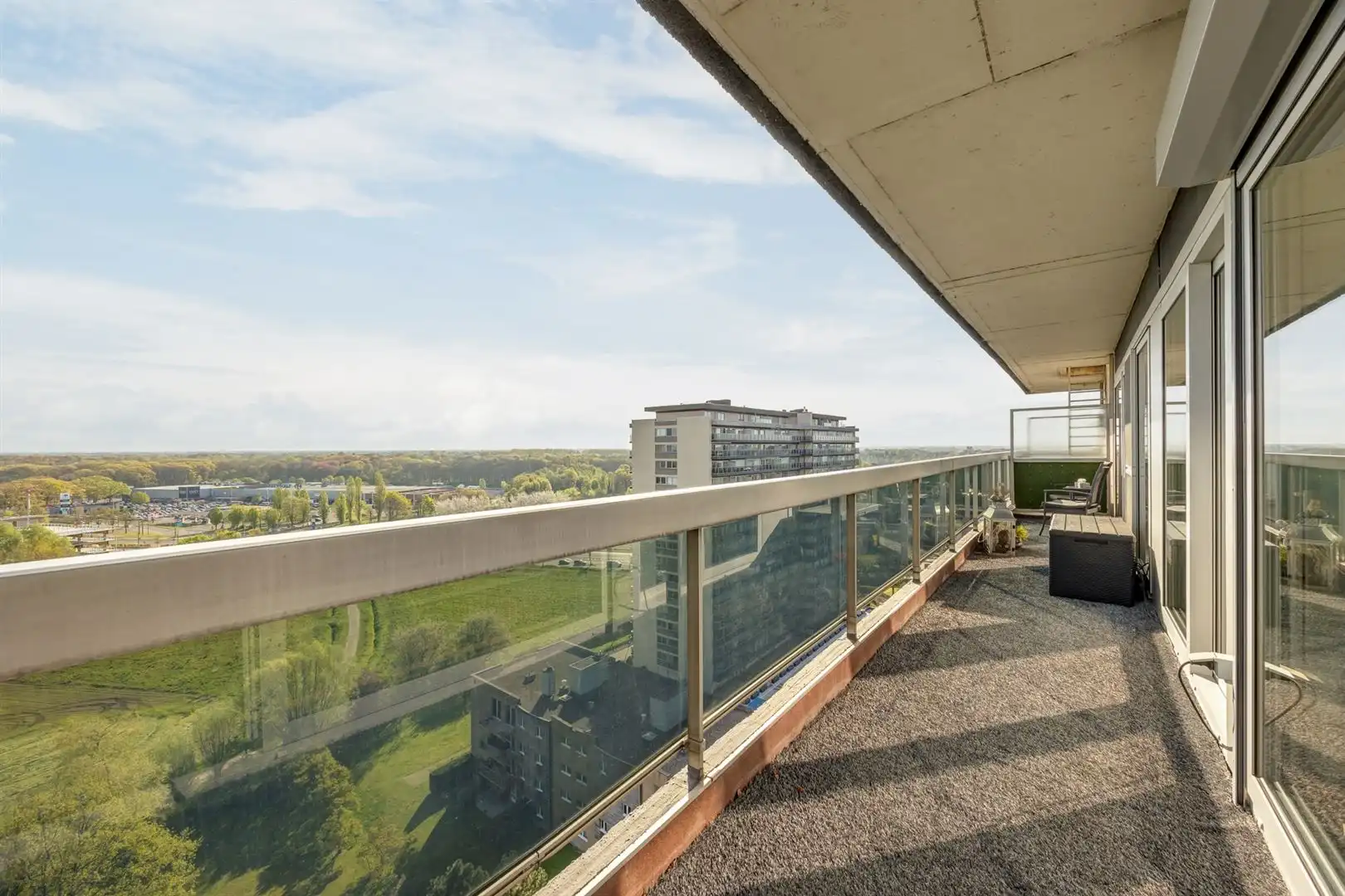 3 slaapkamer hoekappartement met panoramisch uitzicht foto 9