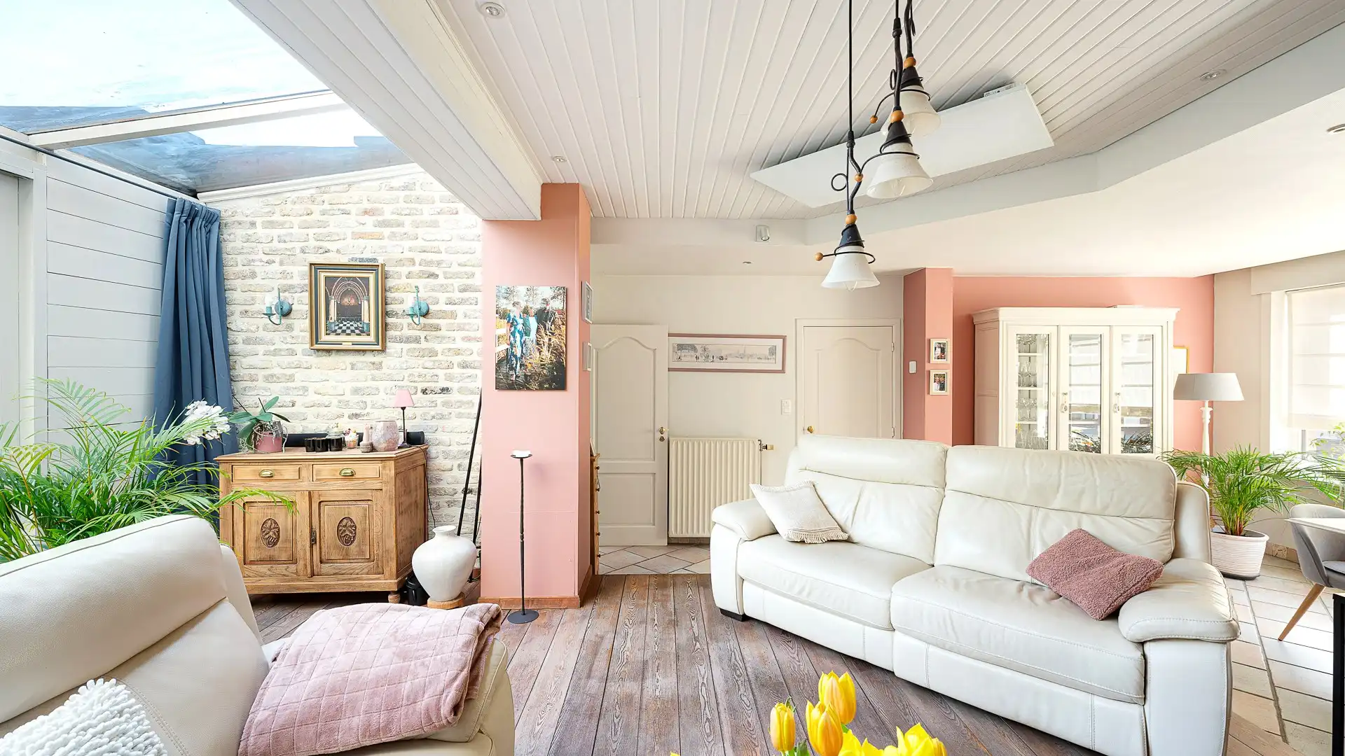 Ruim wonen met tuin en uitweg nabij het strand foto 6