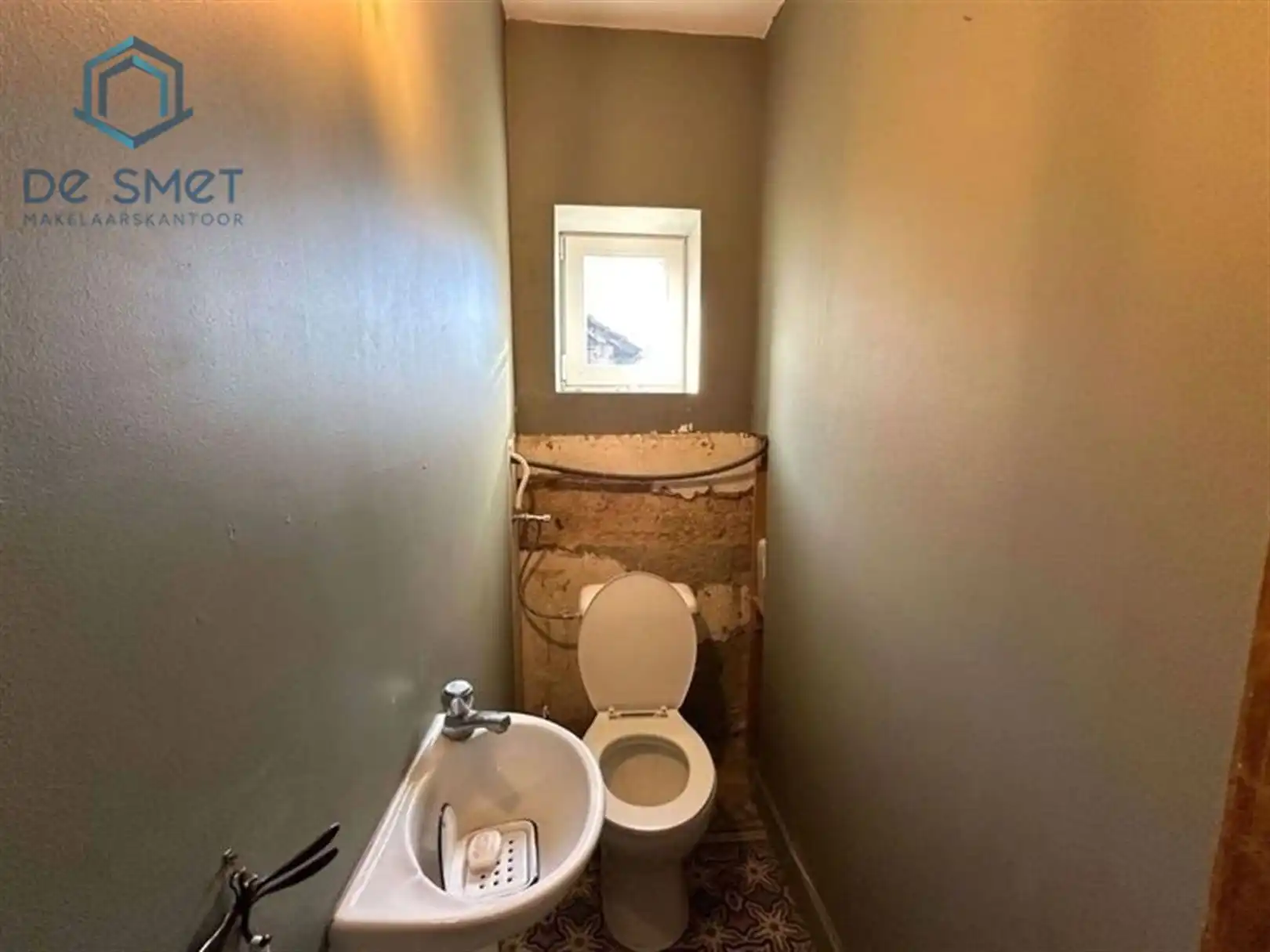 Charmante te renoveren fermette in een rustige, doodlopende straat te Flobecq foto 13