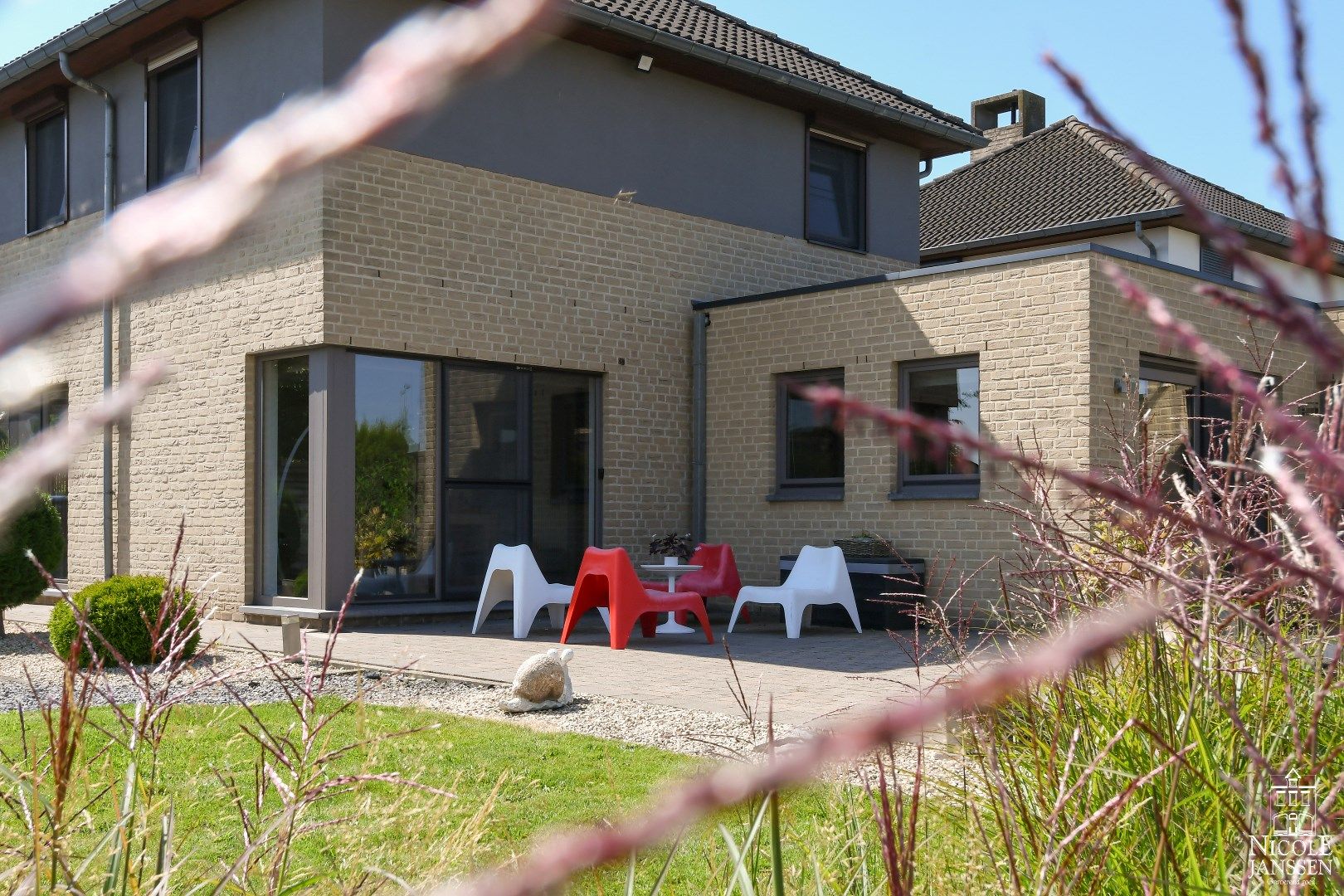 Instapklare gezinswoning met drie slaapkamers en verzorgde tuin! foto 22