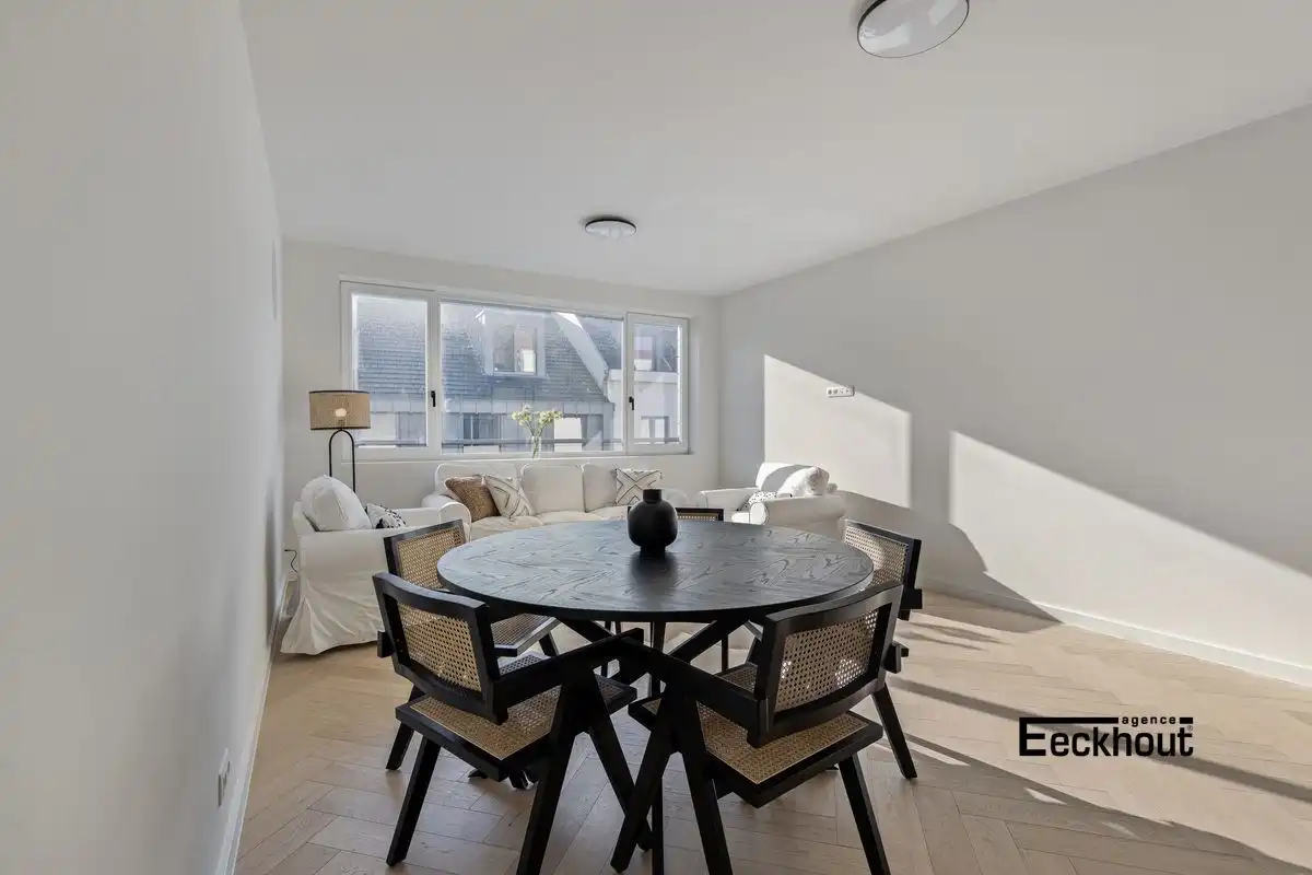 Luxueus en lichtrijk appartement in het centrum van Oostende! foto 7