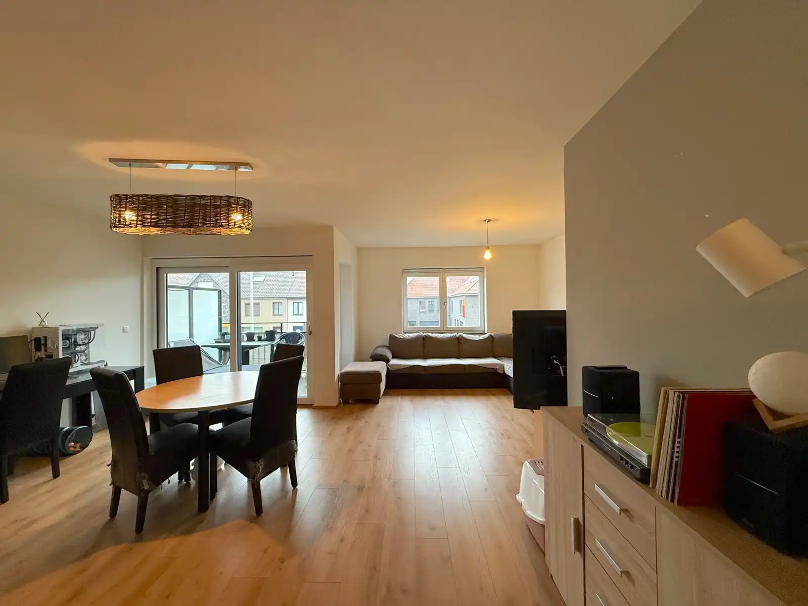 Recent appartement (1ste V.) met 2 slaapkamers en terras  foto 4