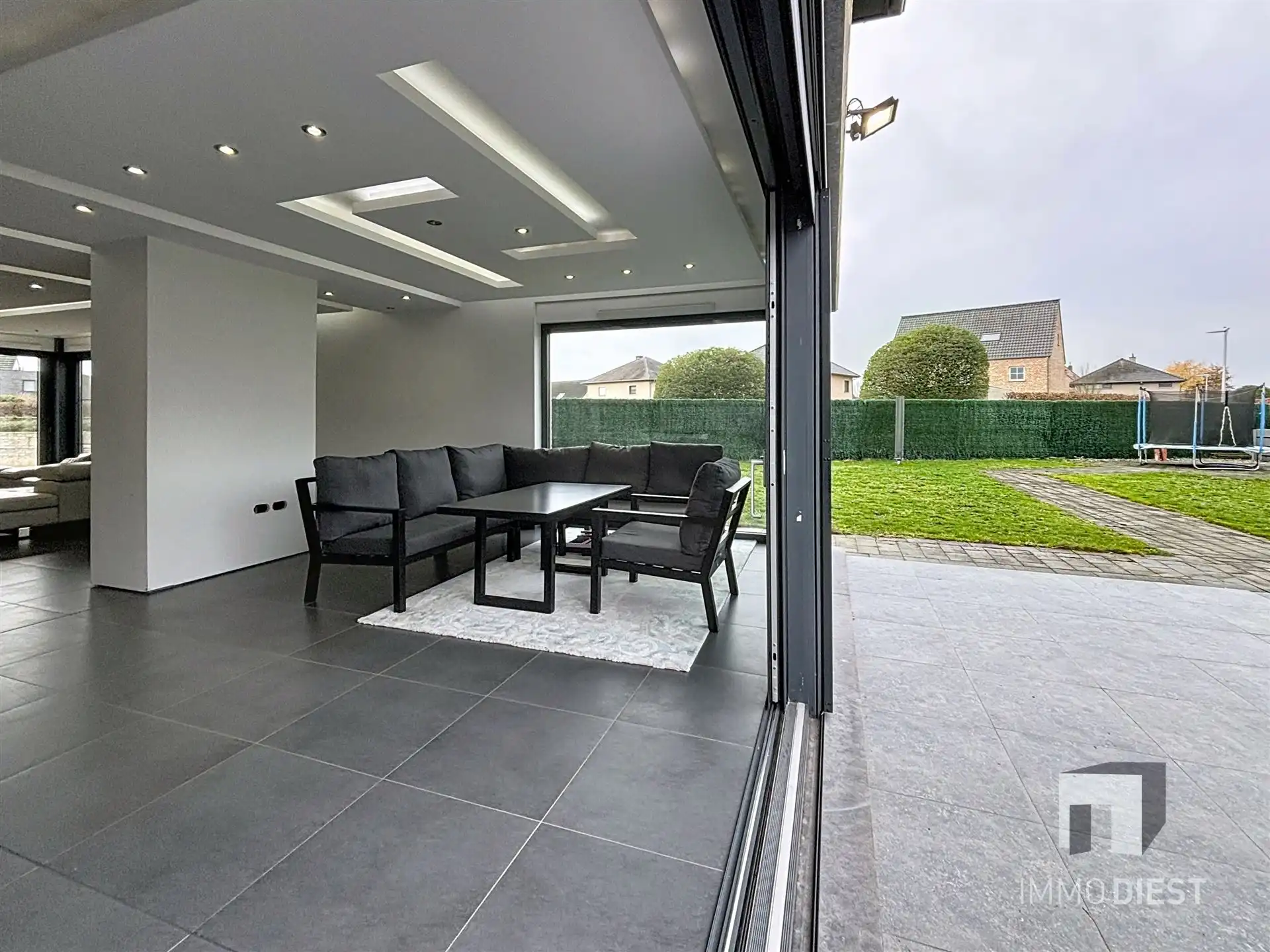 Villa met 5 slaapkamers op 8,50are in doodlopende straat foto 11