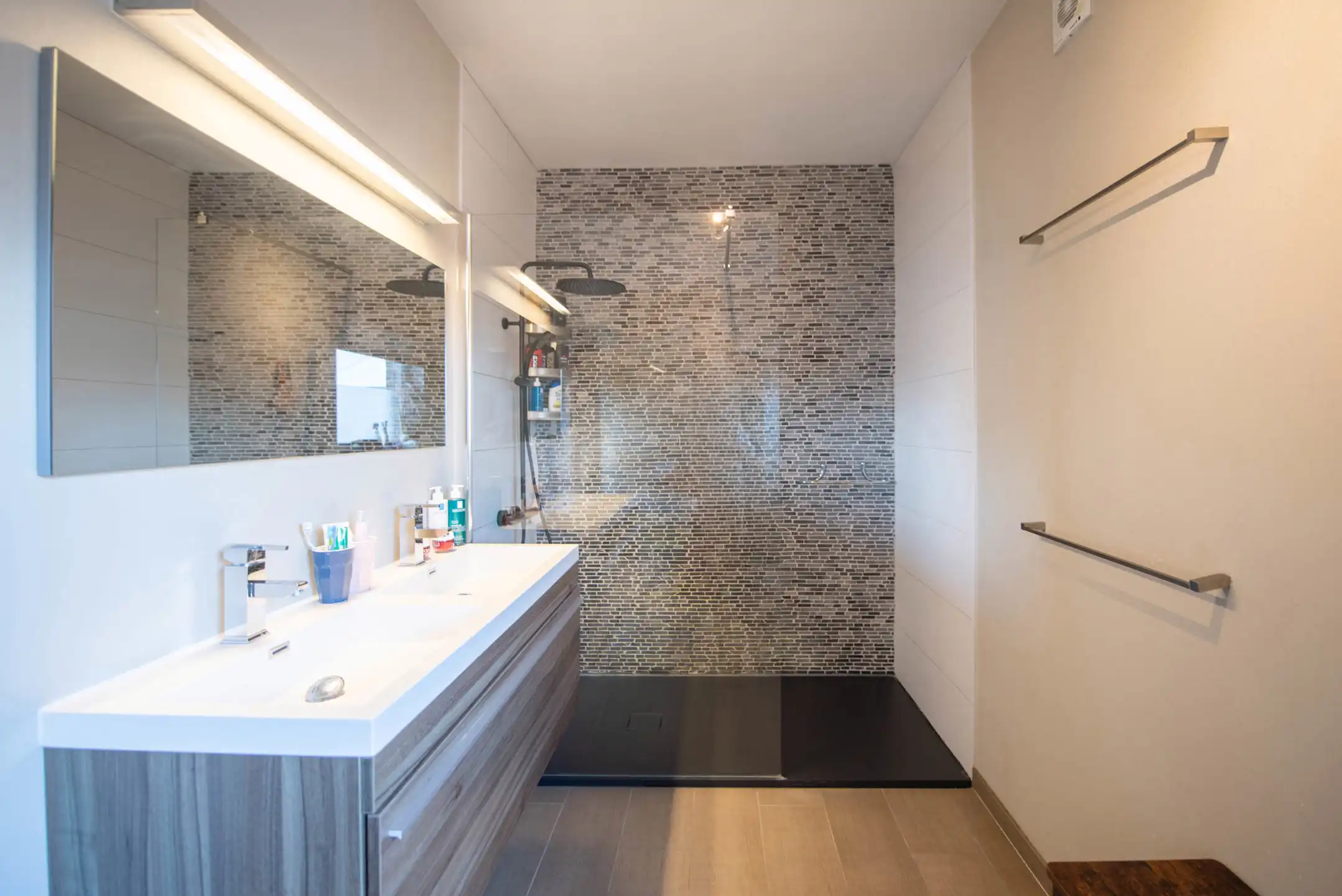 Luxueuze duplex met riant terras te Millen foto 13