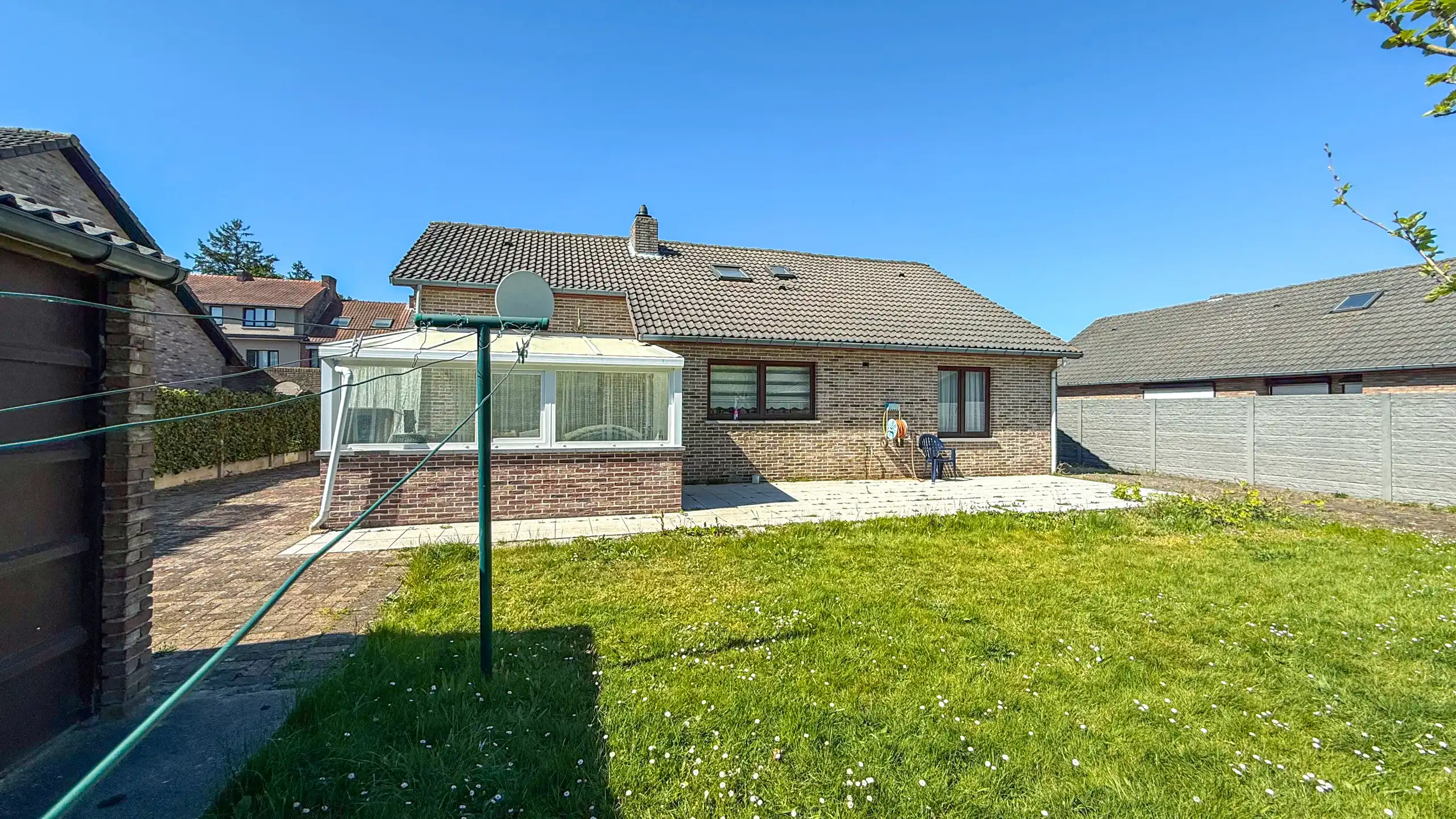 Instapklare bungalow met 5 slpks op toplocatie in Heusden! foto 37
