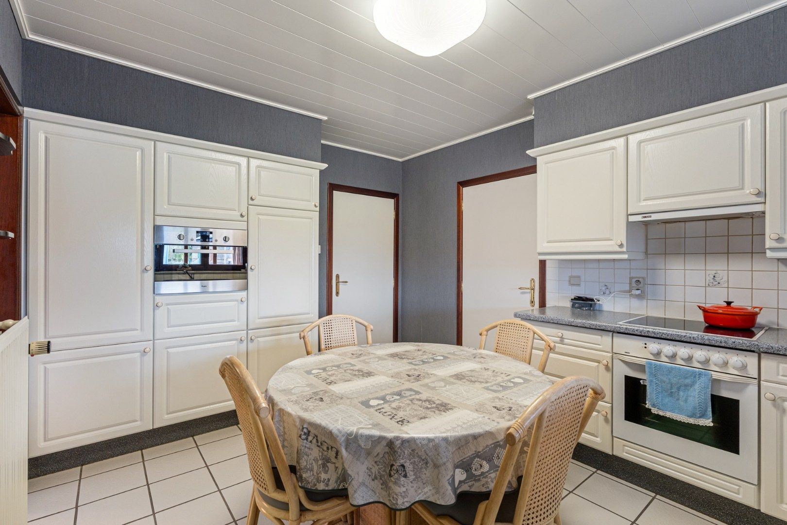 Verzorgde gezinswoning op een perceel van 9a08ca, gebouwd in 1988 op een rustige locatie nabij het centrum van Neeroeteren!  foto 15