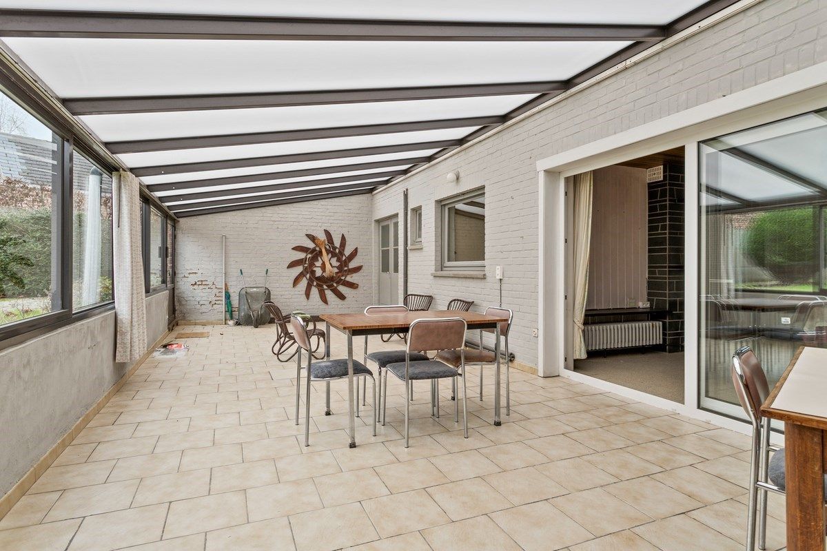 Ruime woning met 4 slaapkamers en garage! foto 7