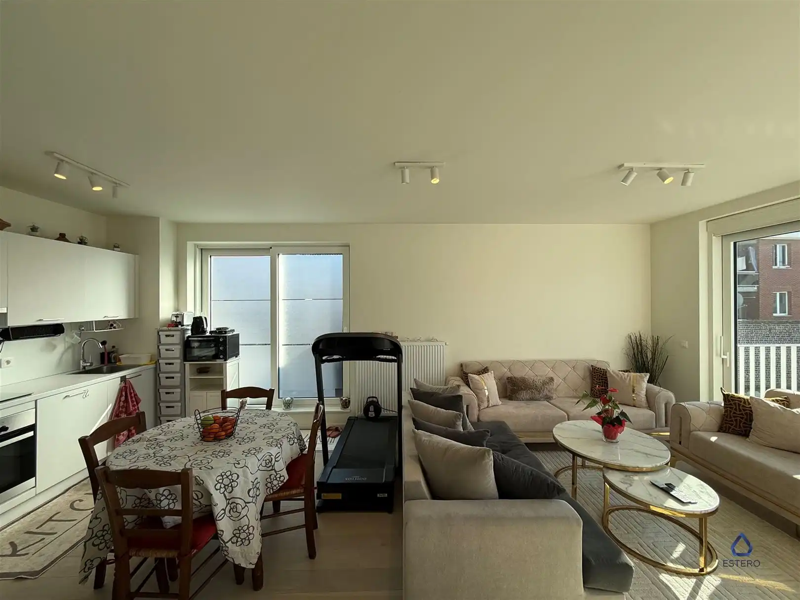 Modern 2-slaapkamerappartement met dubbel terras te Laken foto 11