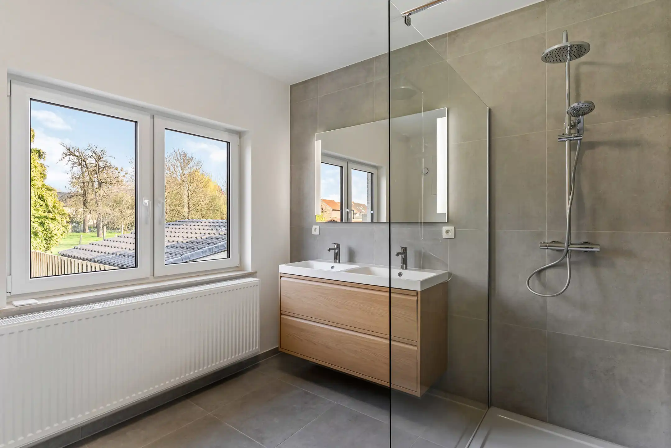 Energiezuinige, instapklare woning te Vlijtingen foto 10