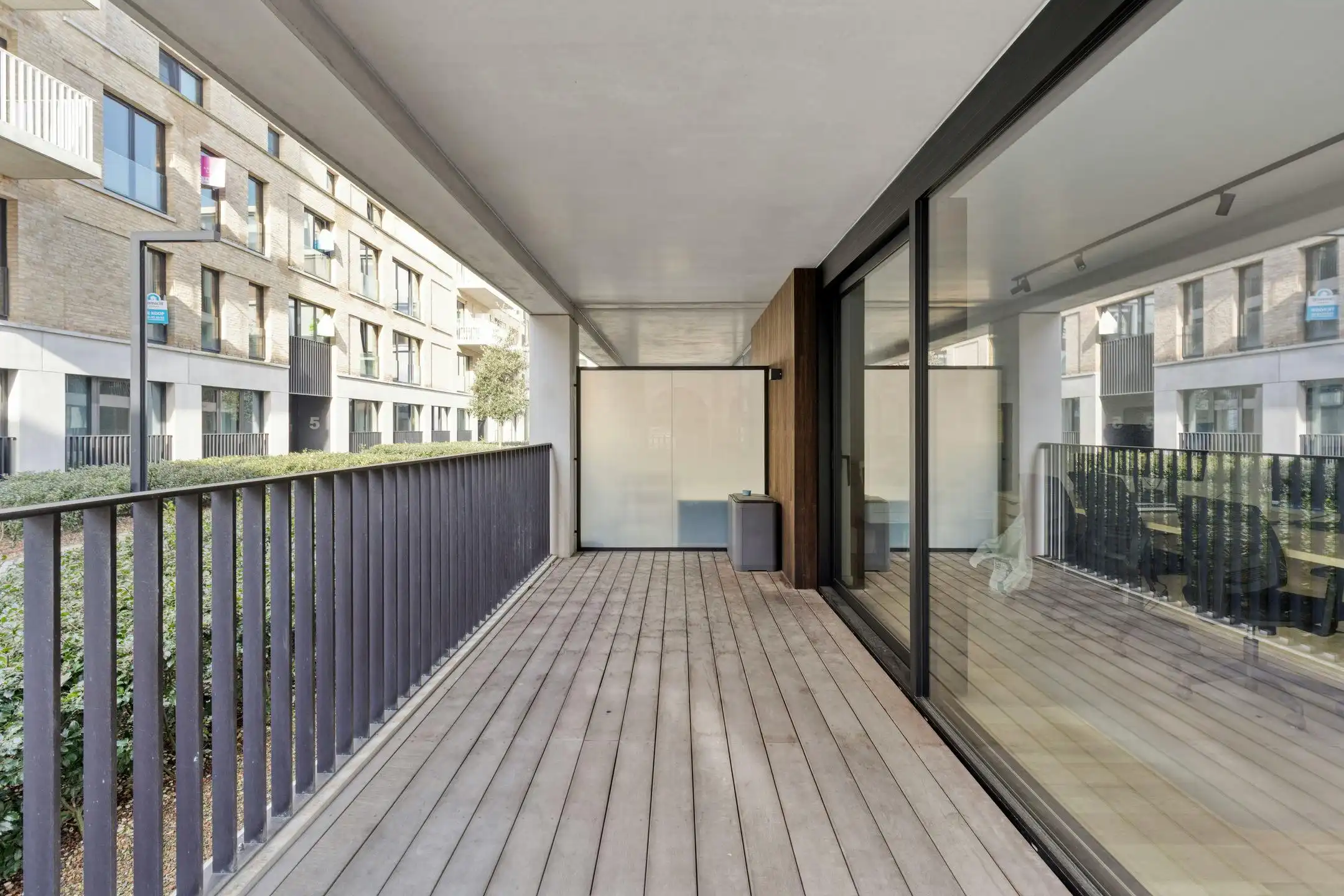 Modern en prachtig afgewerkt appartement in hartje Roeselare foto 21