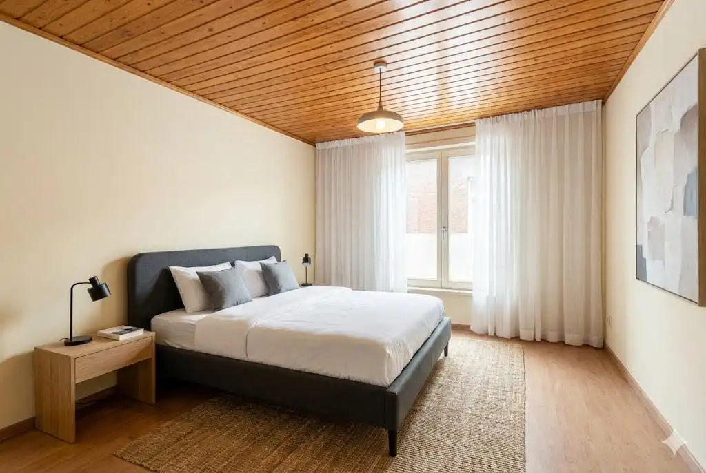 Te renoveren huis te koop in centrum Brugge foto 7