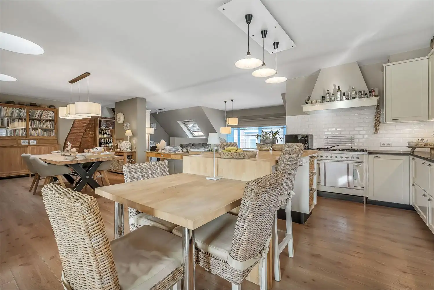 Gekend Italiaans restaurant met prachtig luxe-appartement foto 20