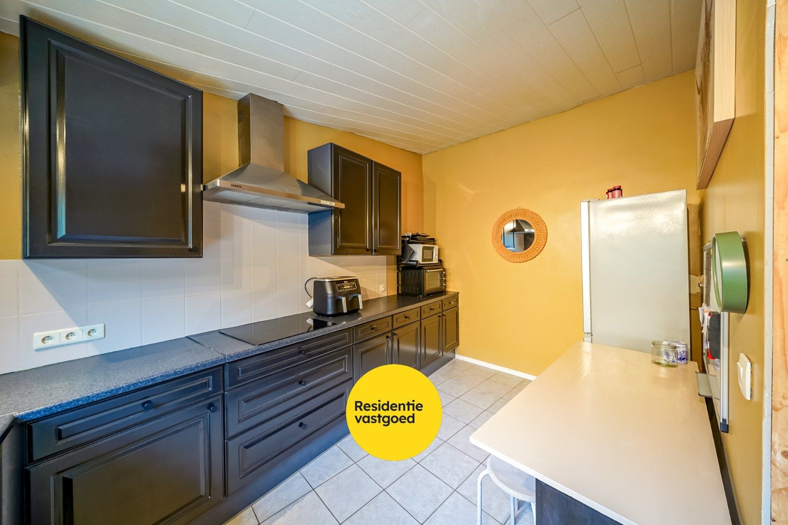 Instapklare woning met garage en tuin te Bredene foto 7