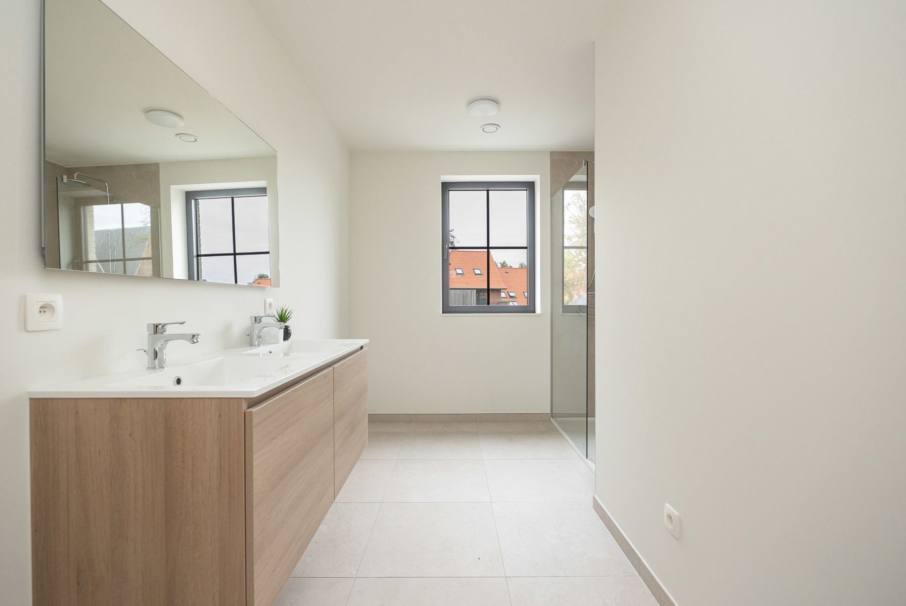 Stijlvol wonen in de schaduw van de St-Michielskerk. foto 8