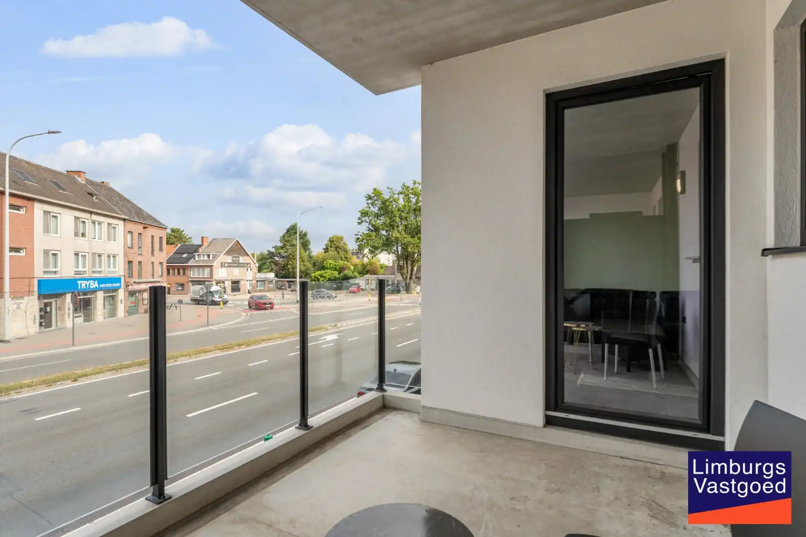 Appartement (80m²), 2 slpk, 2 ruime terrassen, autostaanplaats + kelderberging foto 9