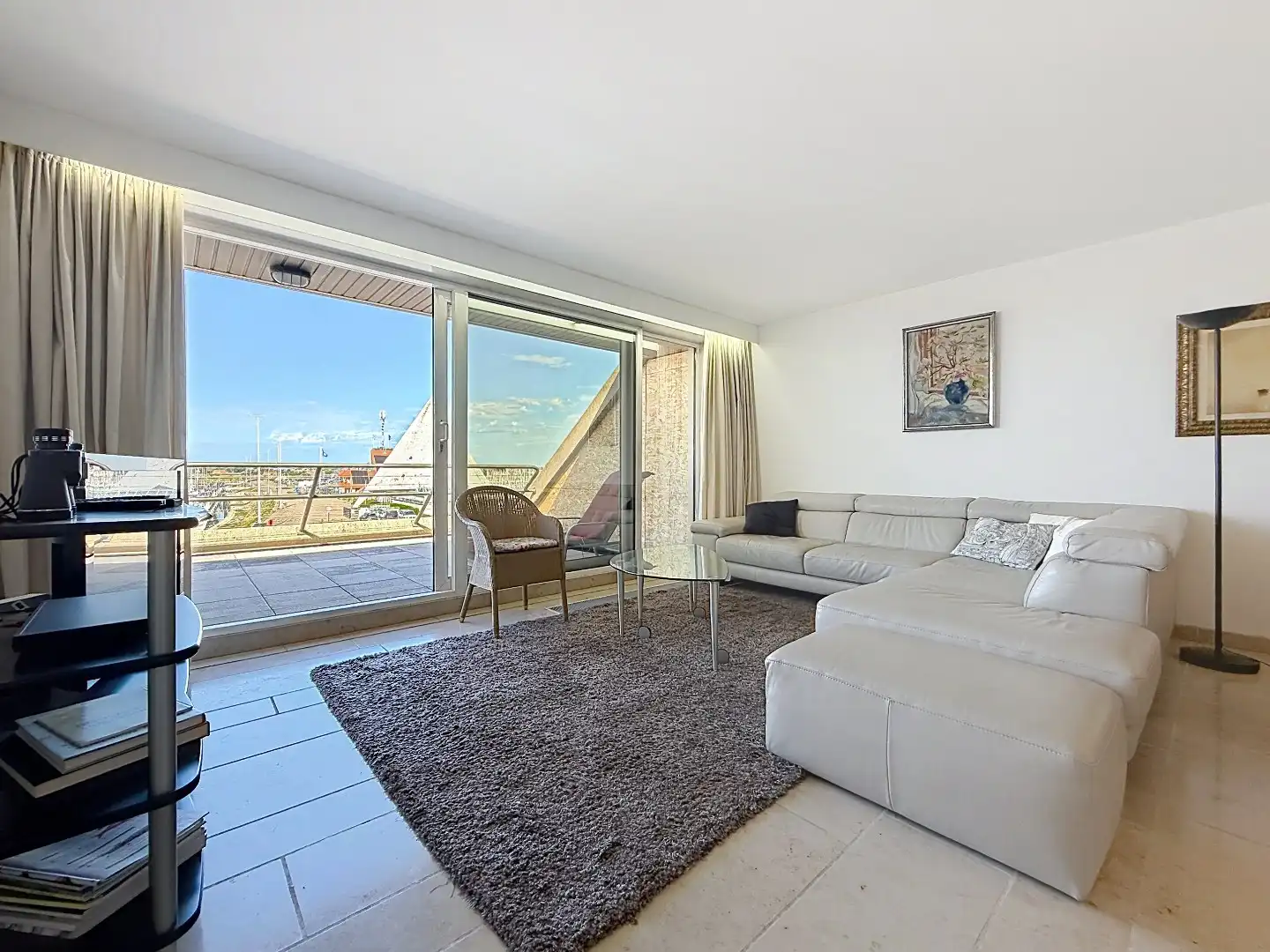 Appartement et zeezicht, lift en garage in Nieuwpoort - 2 slaapkamers, 2 badkamers, bouwjaar 1990, 52.00m² bewoonbare oppervlakte foto 2