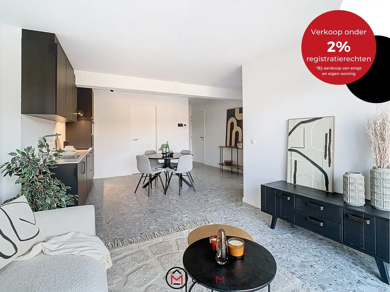 Instapklaar appartement te koop op toplocatie in Hasselt foto {{pictureIndex}}