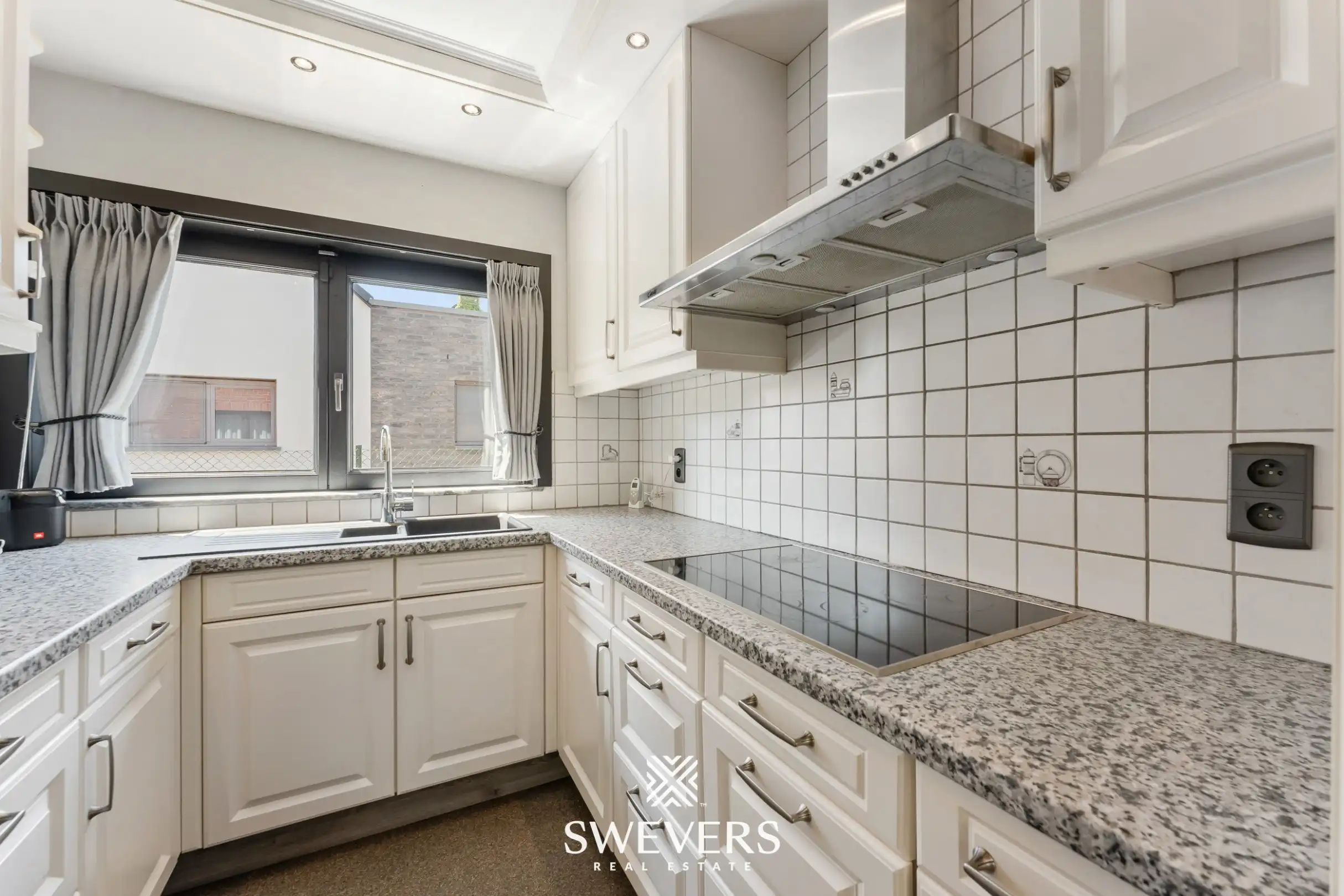 Instapklare open bebouwing met ruime tuin en chalet op 2.364 m² in Houthalen-Helchteren foto 10