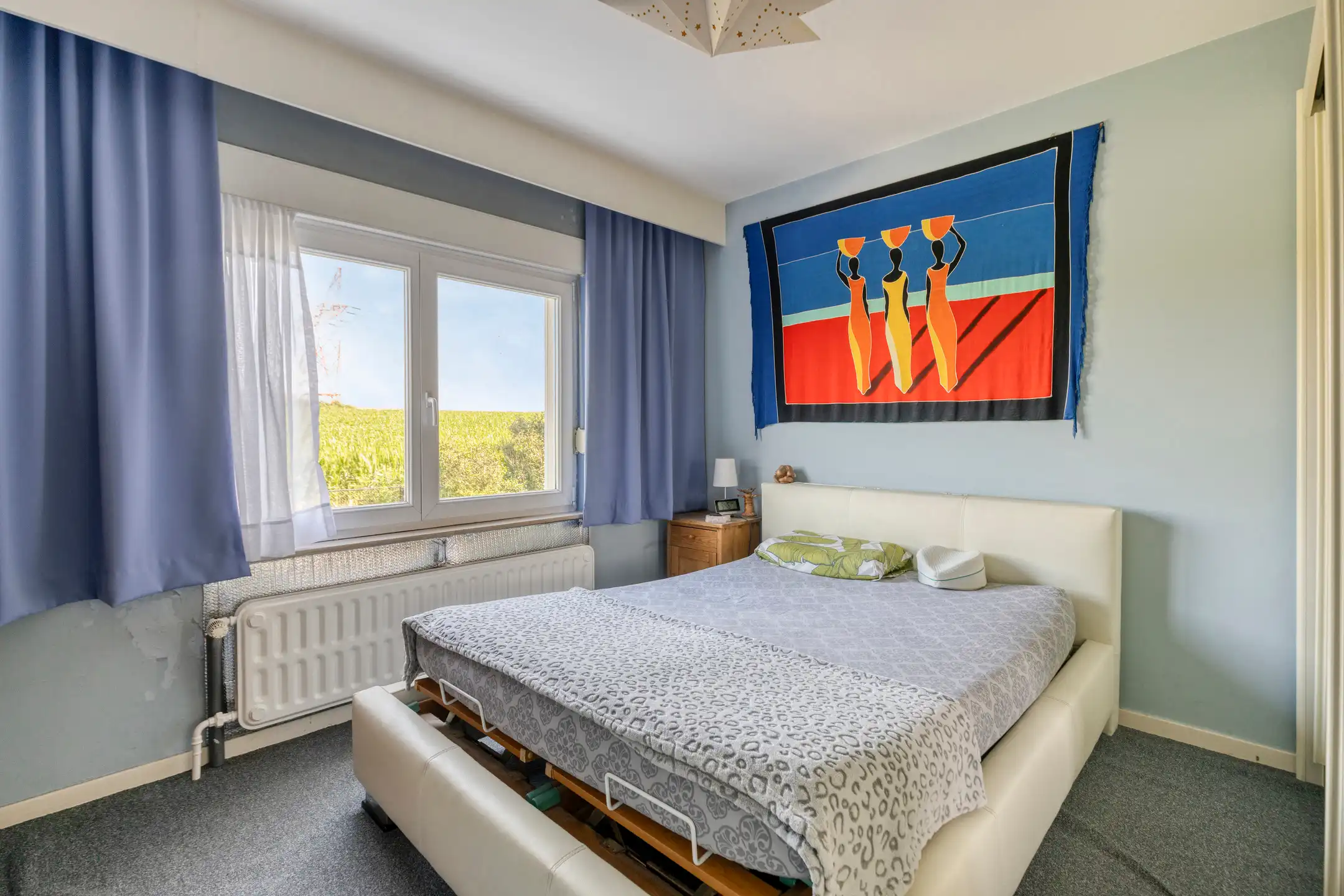 Woning met 3 slaapkamers in een residentiële wijk foto 11