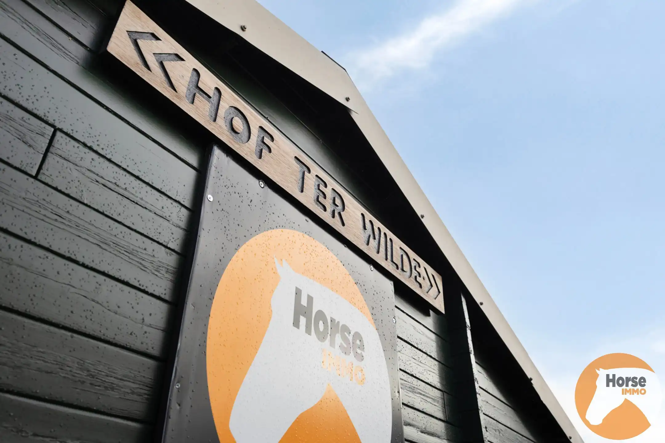 LOCHRISTI - Rustig gelegen stalgebouw op +- 2,3HA foto 5