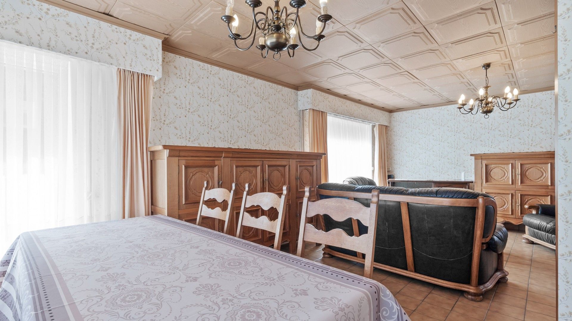 Vrijstaande woning op perceel van 9a 37ca foto 8
