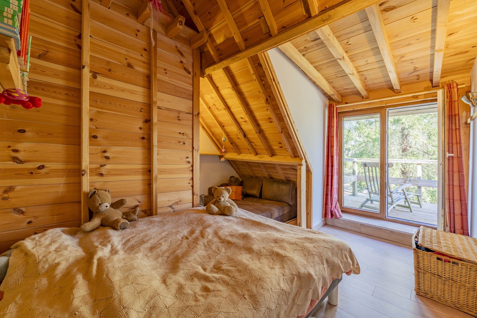 UNIEKE (vakantie)WONING MET PRACHTIG UITZICHT GELEGEN OP CENTRALE LOCATIE foto 15
