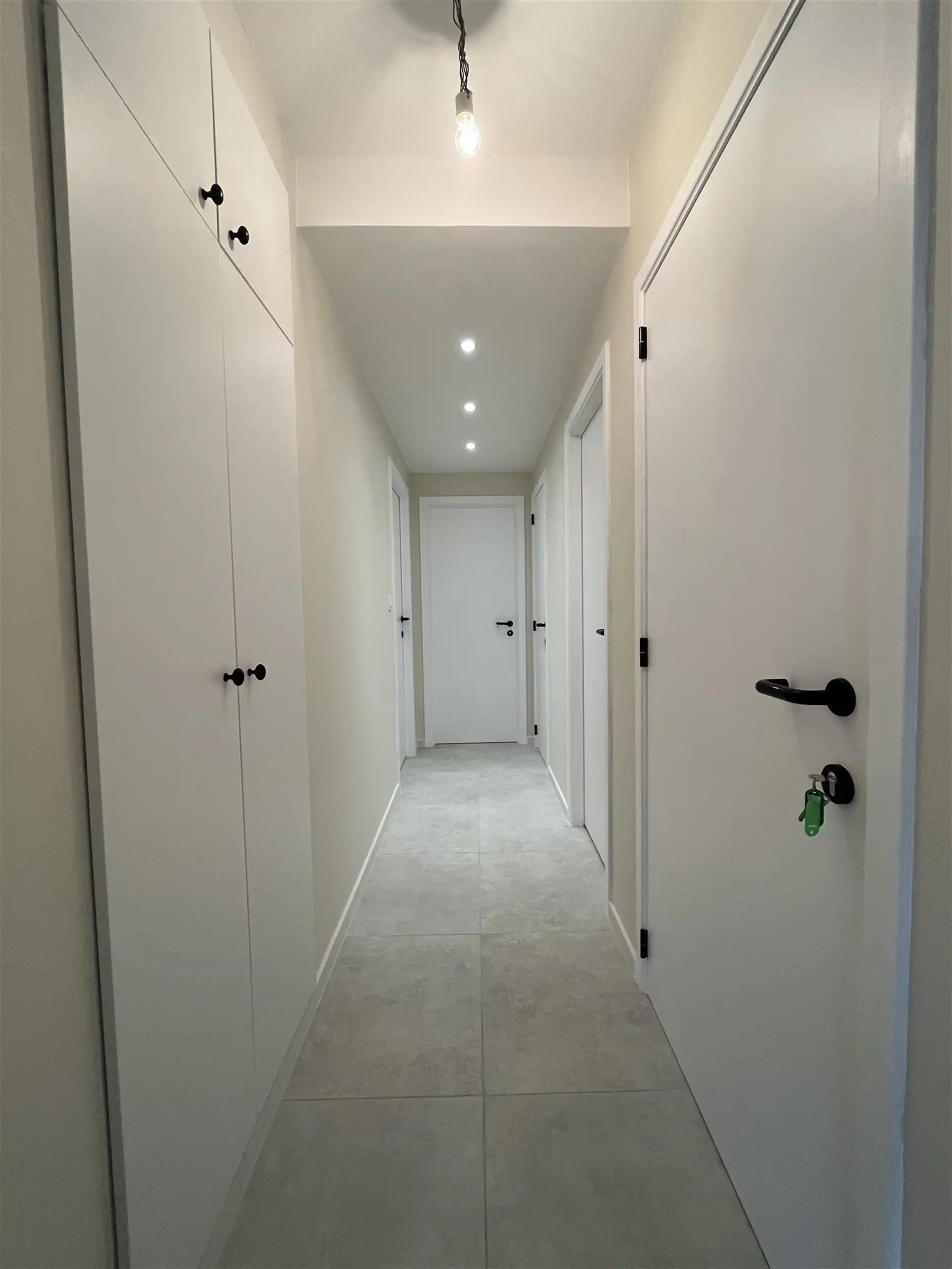 Appartement met terras en parking foto 6