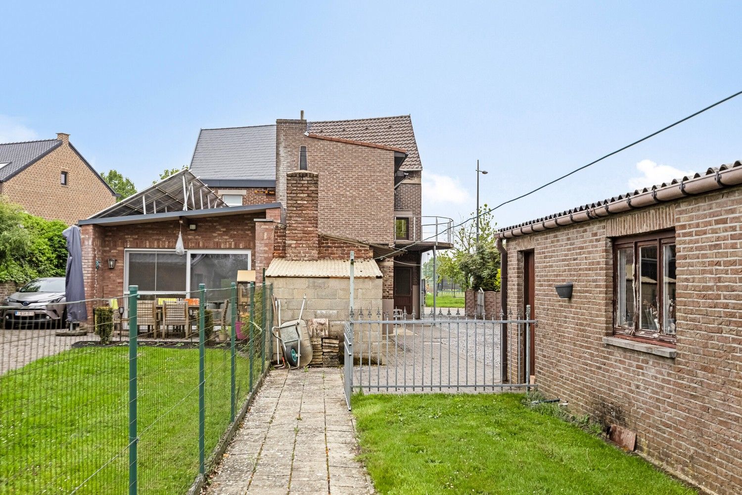 Halfopen woning met veel potentieel op een ruim perceel in Kotem/Maasmechelen foto 29
