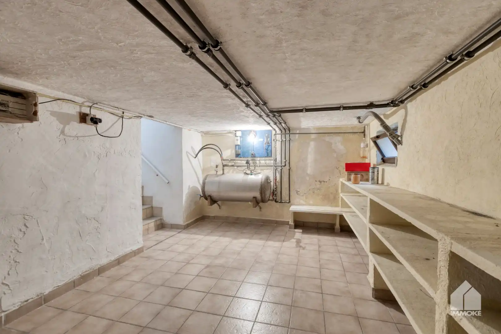 Te renoveren, gelijkvloerse woning op 13a 60ca met 2 slpk en garage. foto 21