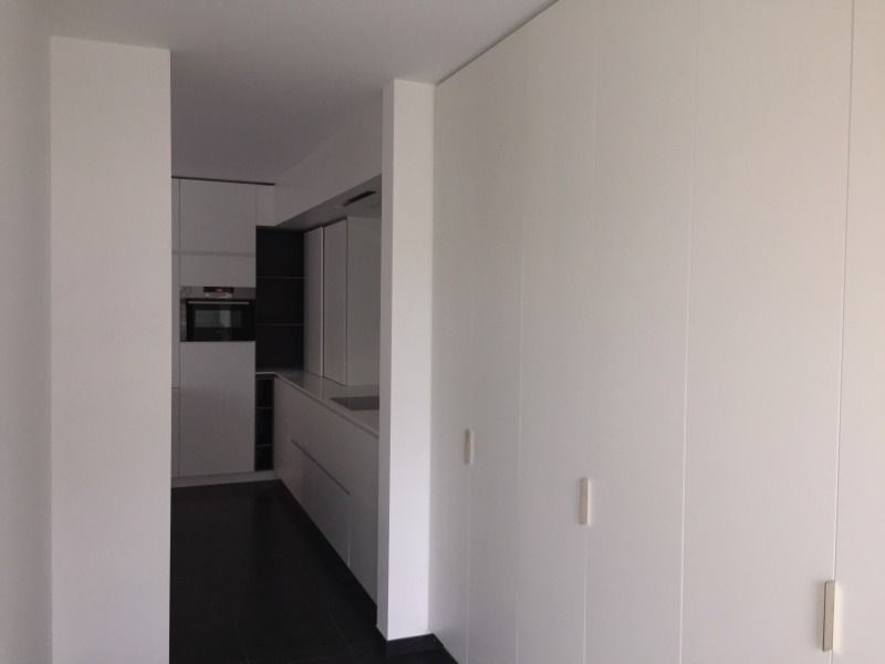 Recent, instapklaar 2-slpk appartement met terras/tuin en 2 parkeerplaatsen foto 12