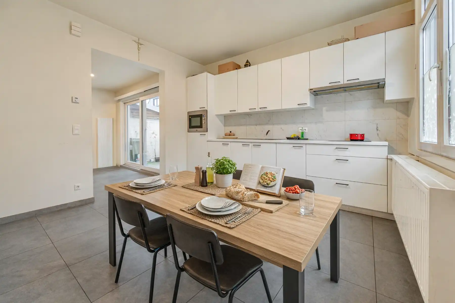 Starterswoning met 3 slaapkamers  foto 2