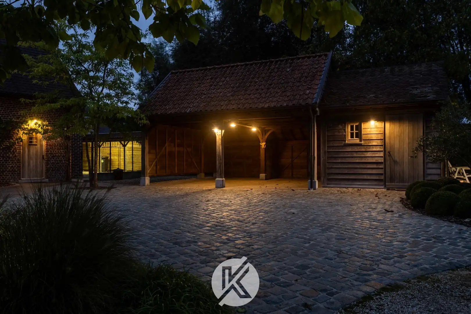 Vierkantshoeve op landelijke locatie foto 9