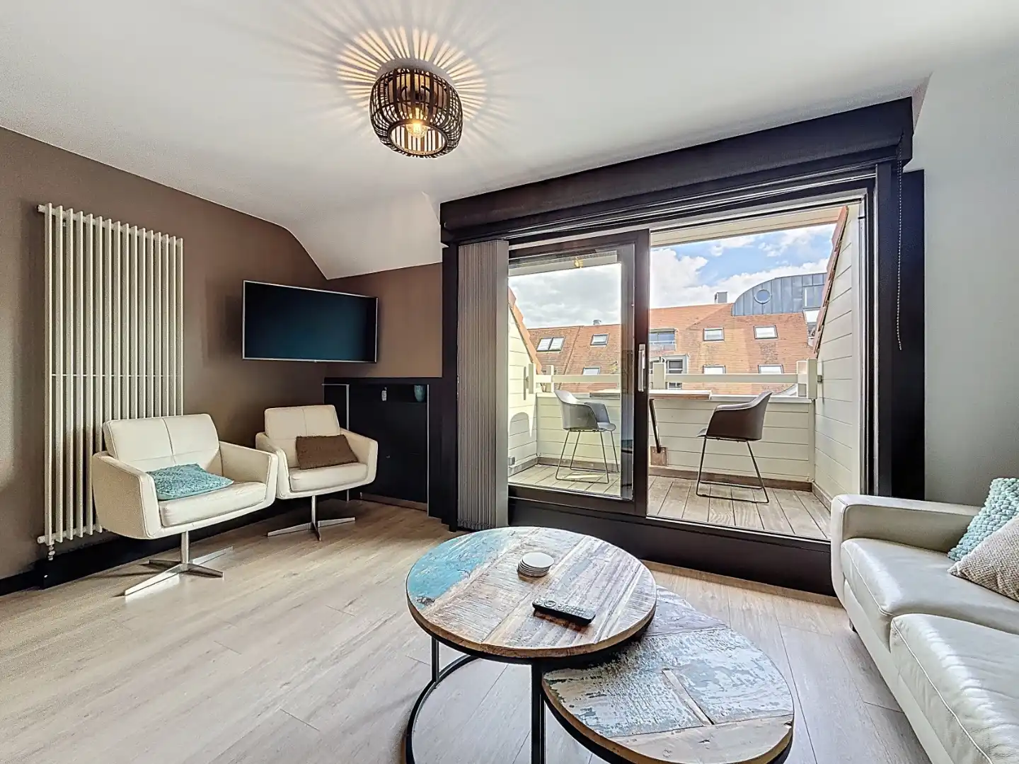 Instapklaar appartement met zicht op de vaargeul te Nieuwpoort-Bad foto 2