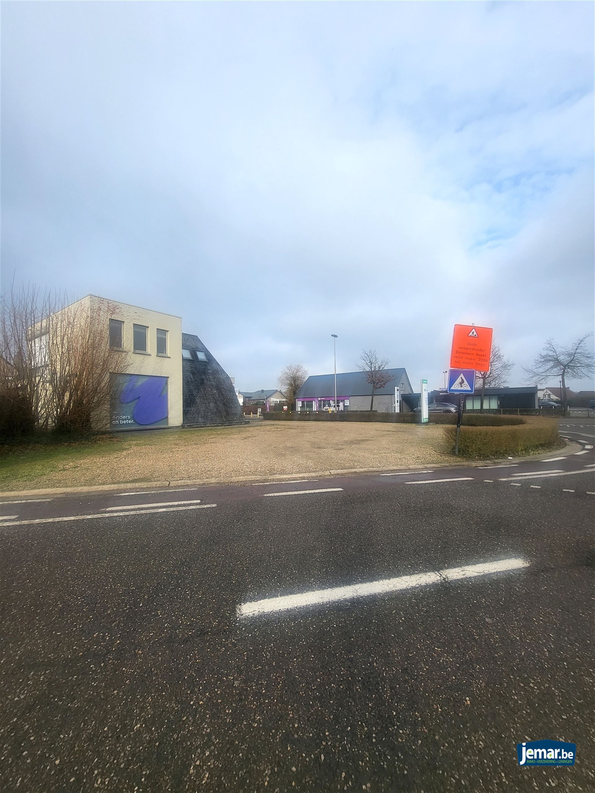 Handelsruimte met woonst foto 3