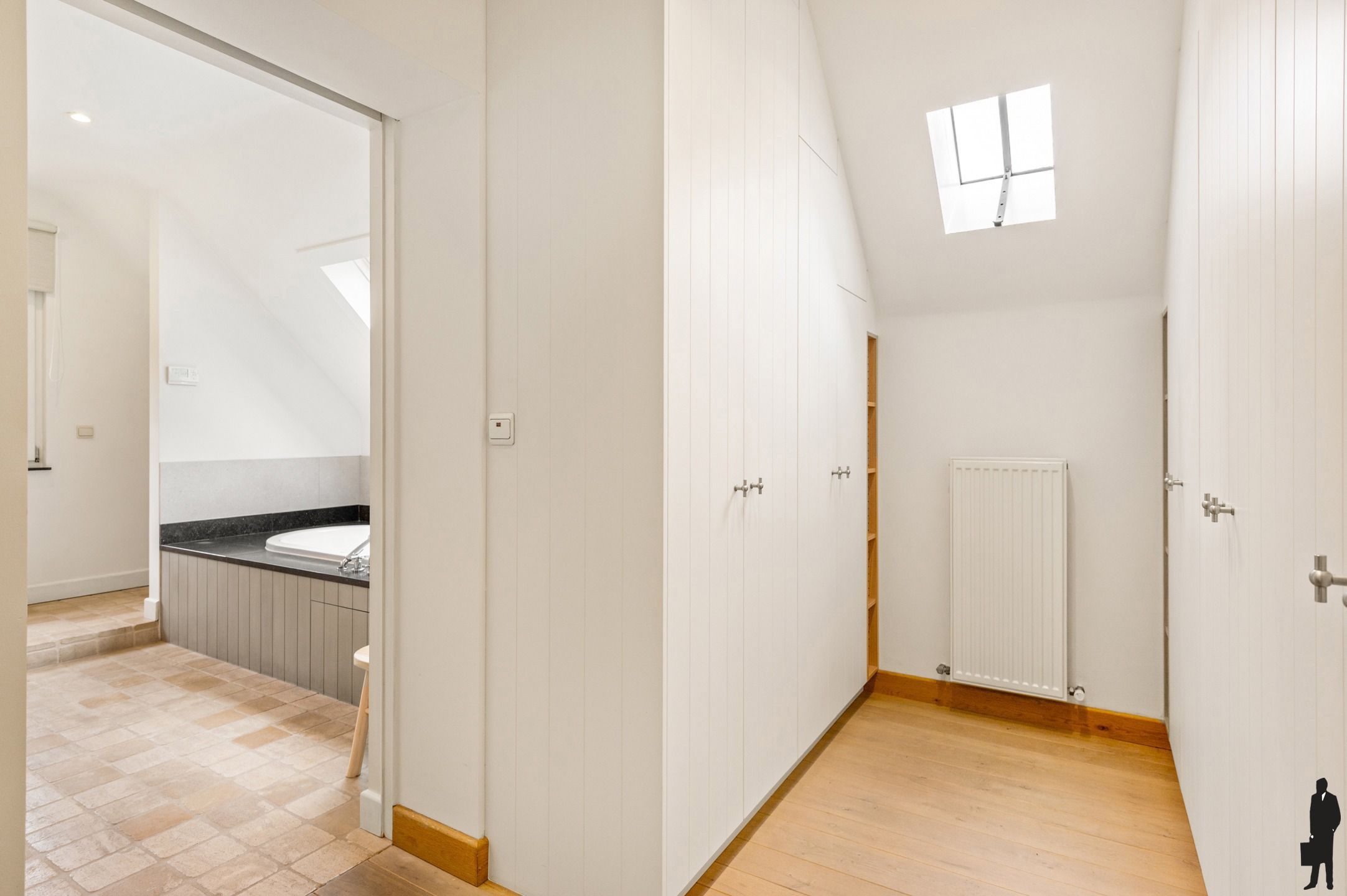 Recente villa met poolhouse en zwemvijver in Zoersel (Halle) foto 32