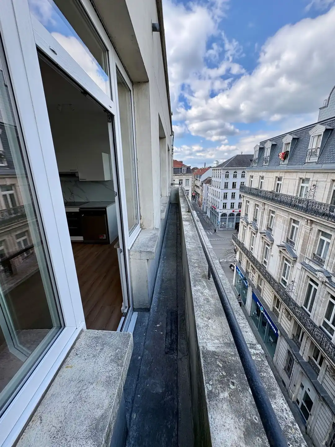 Gerenoveerd appartement met 1 slaapkamer! foto 9