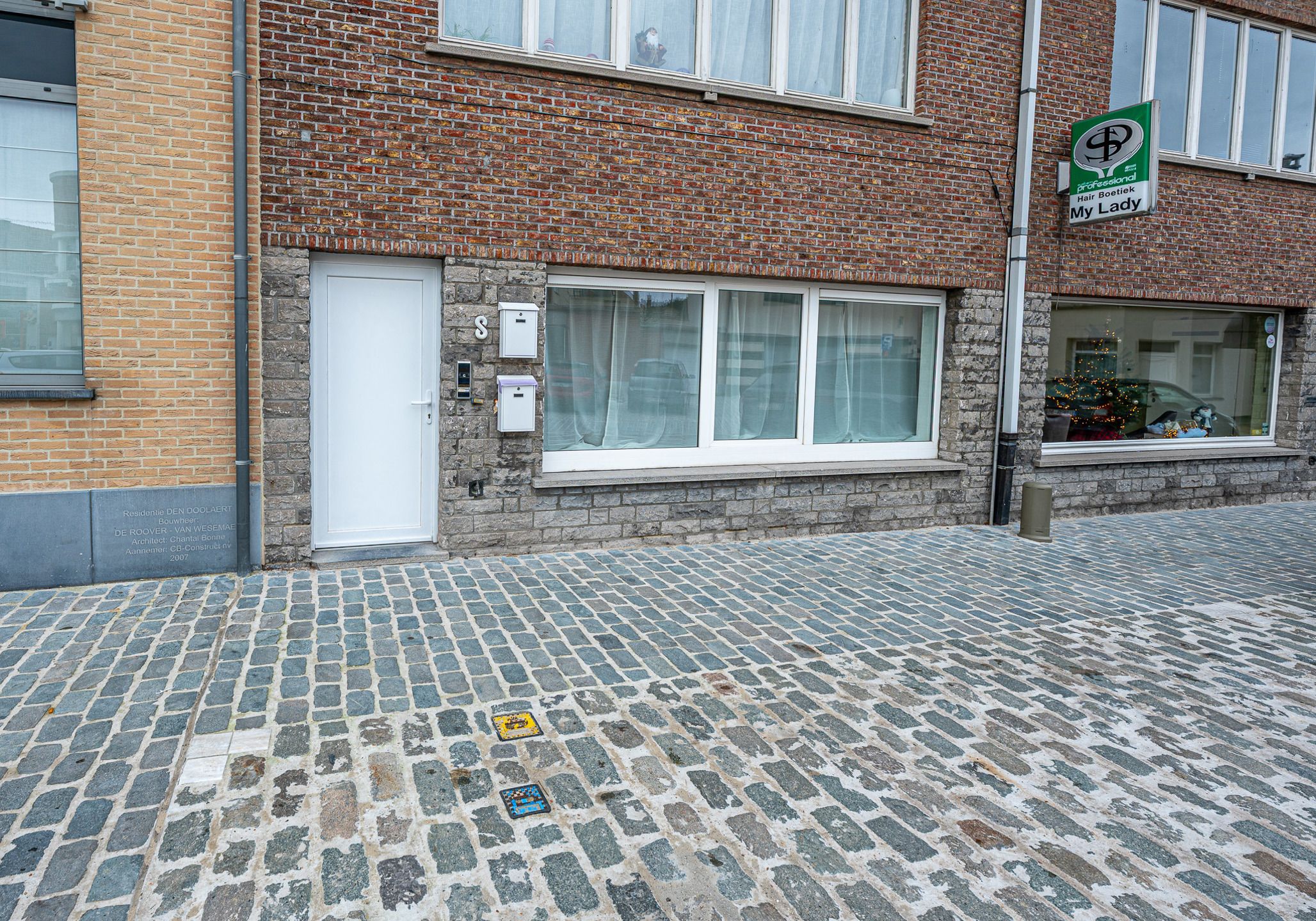 Gelijkvloers appartement met 1 slaapkamer foto {{pictureIndex}}