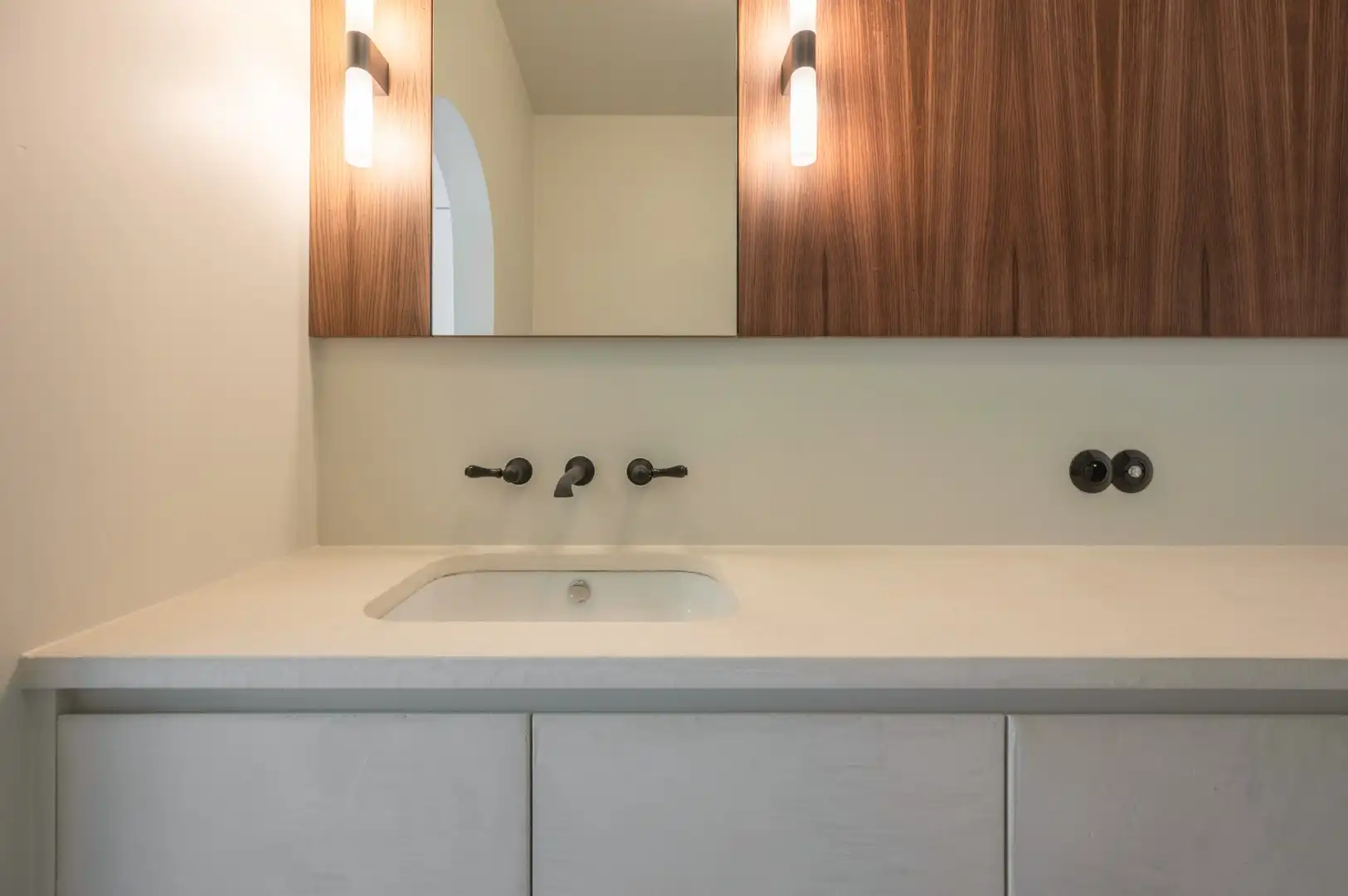 Luxueus afgewerkte nieuwbouwwoning met 4 slaapkamers op enkele stappen van de zee in Heist-aan-Zee foto 34