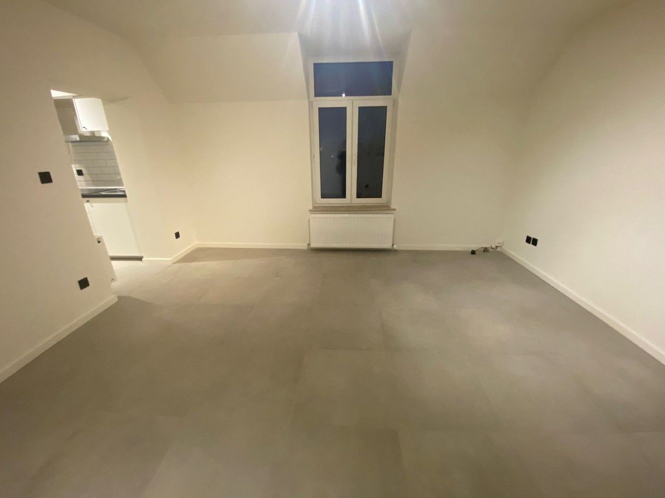 Gerenoveerd modern appartement met alle voorzieningen foto 2