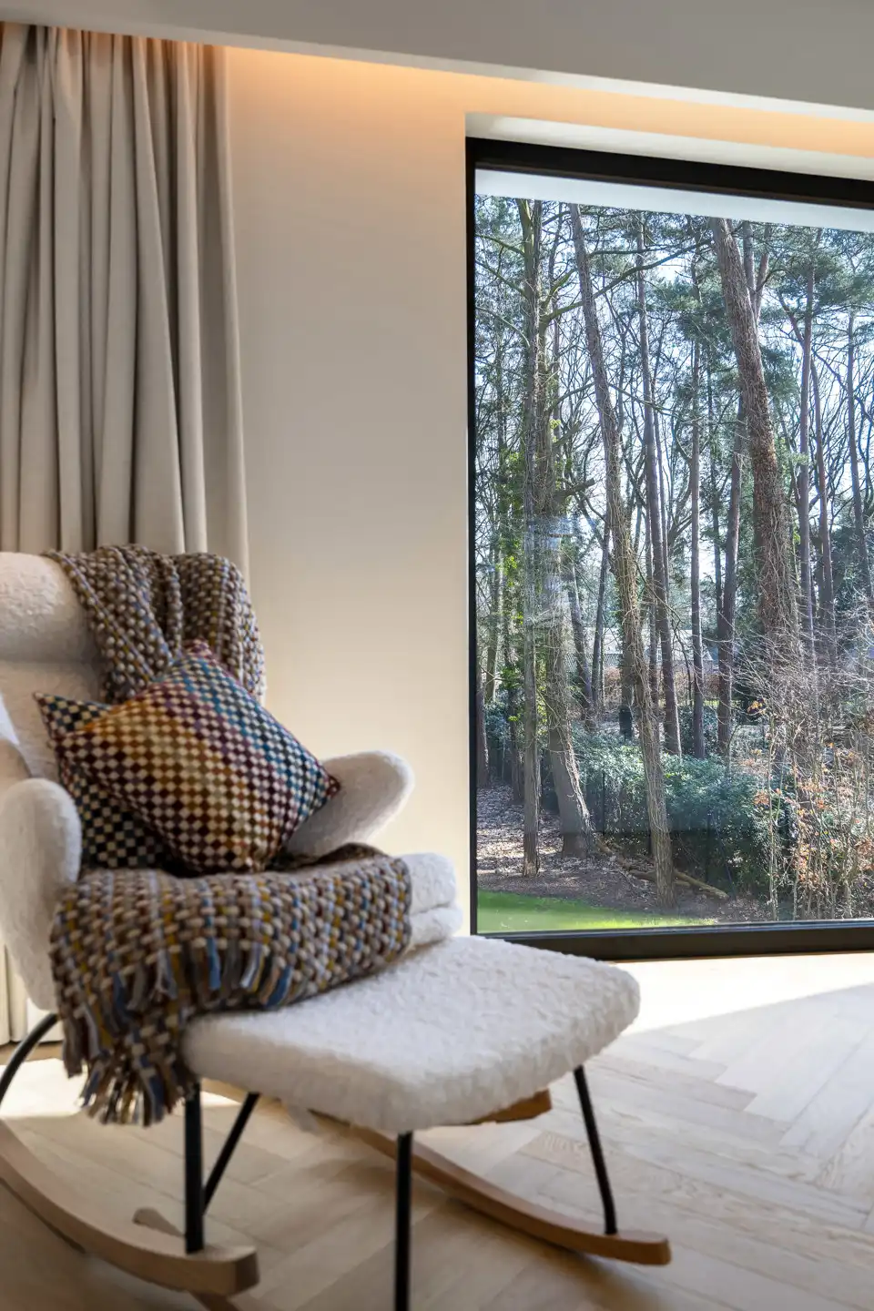 Exclusieve moderne villa waar natuur en perfectie samenkomen foto 34
